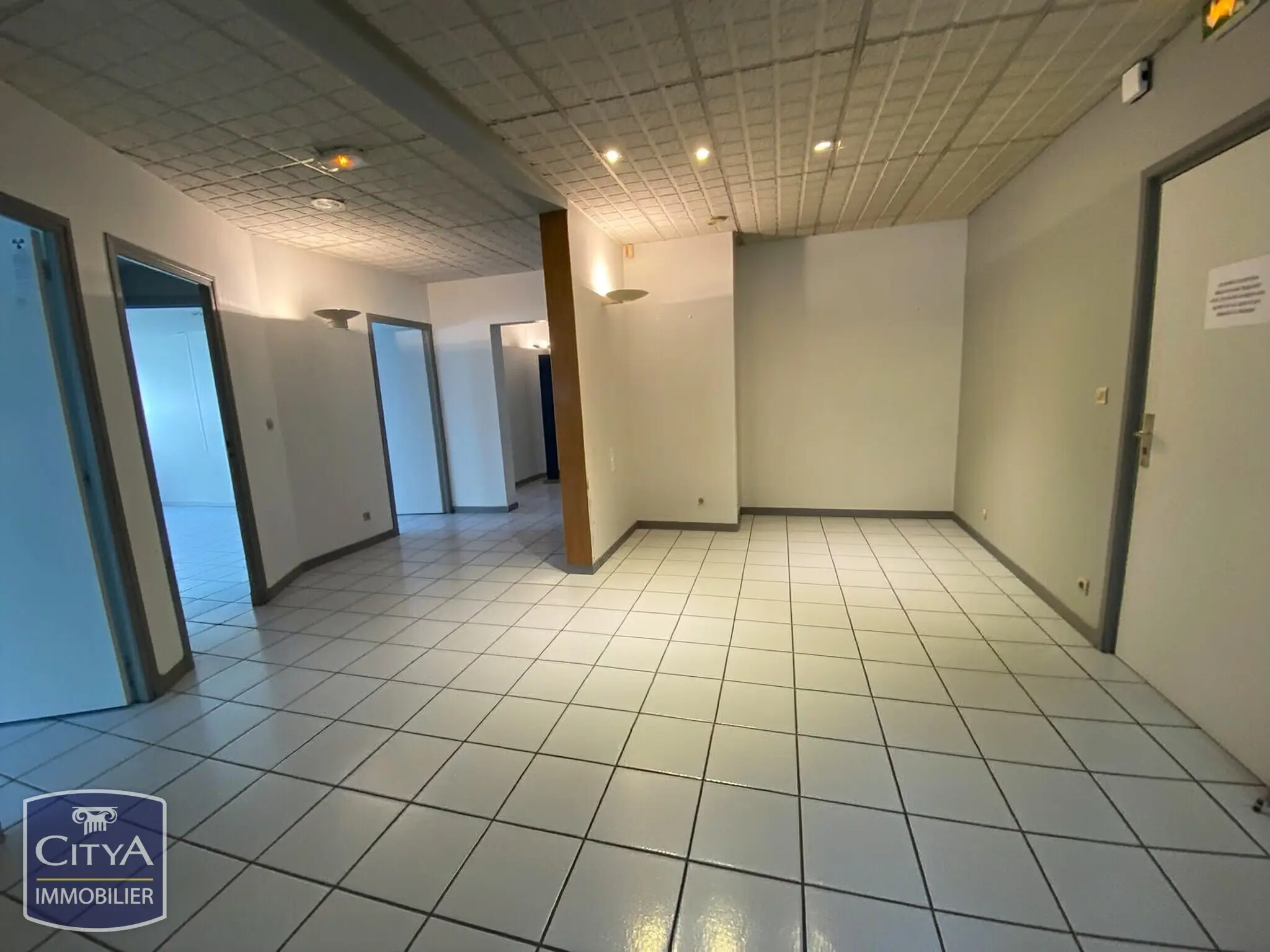 Appartement 10 pièces 186m²