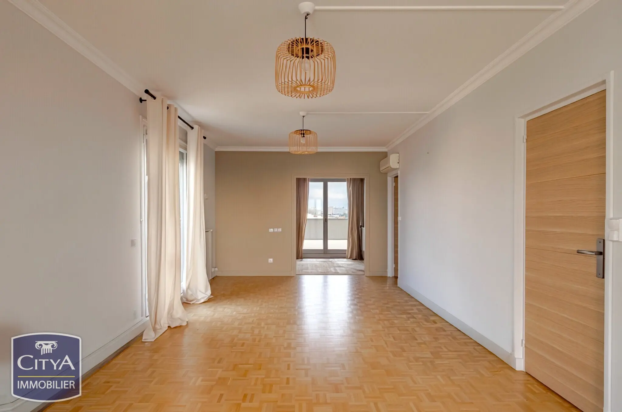 Appartement 4 pièces 93.14m²
