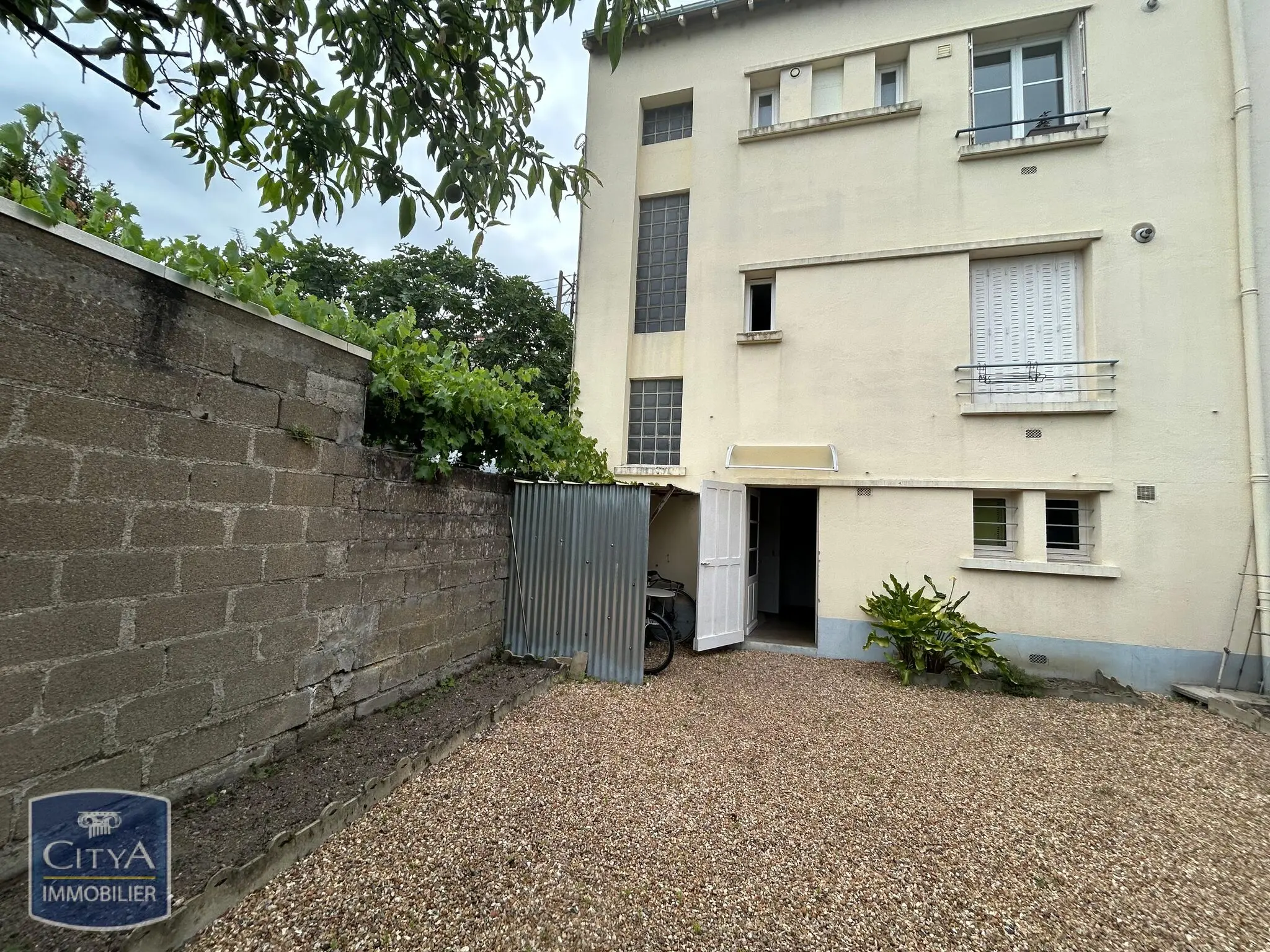Immeuble à Tours — photo 4