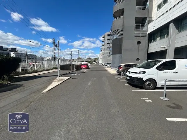 Parking à Tours — photo 3