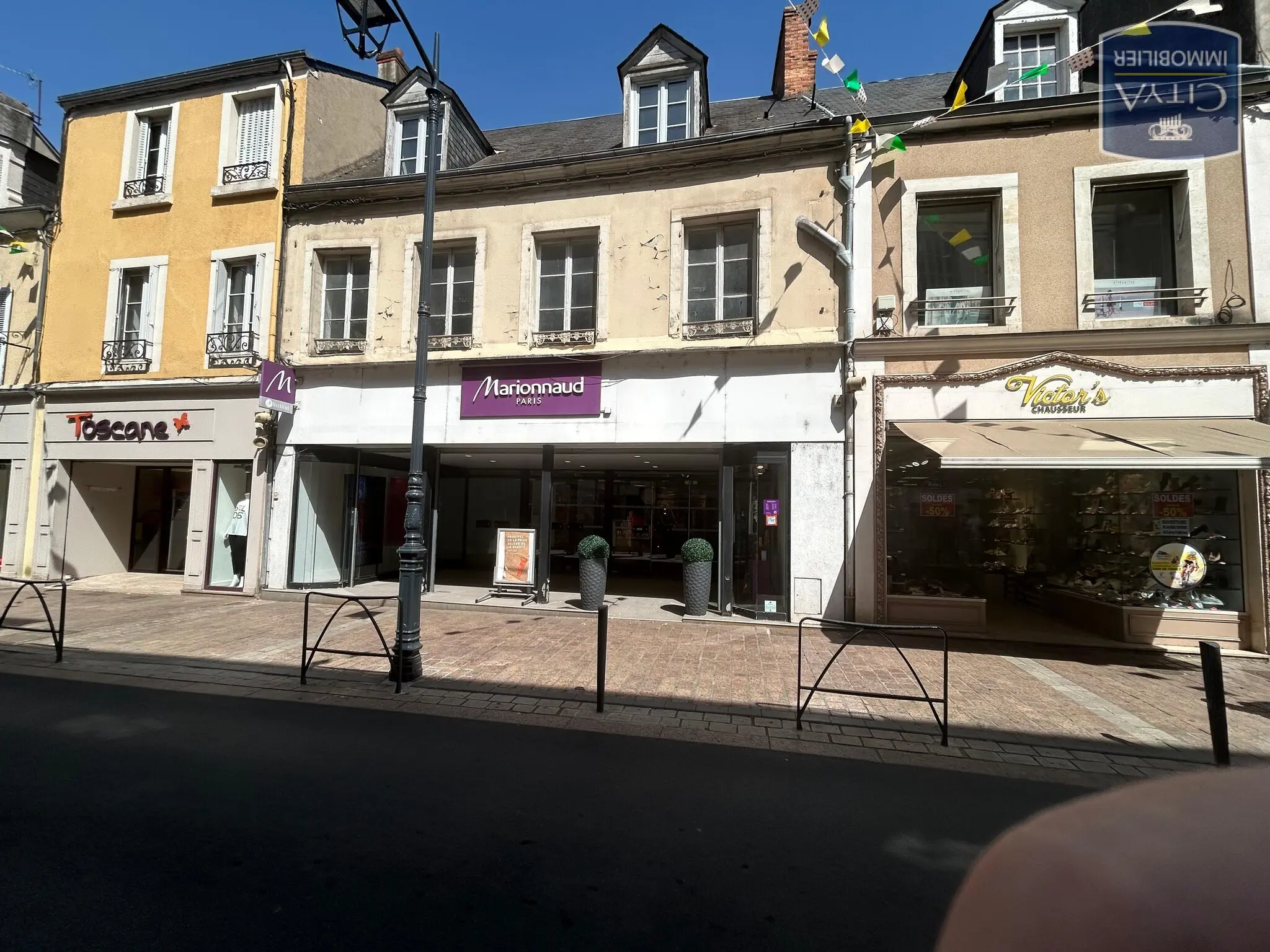 Immeuble undefined pièces 350m²