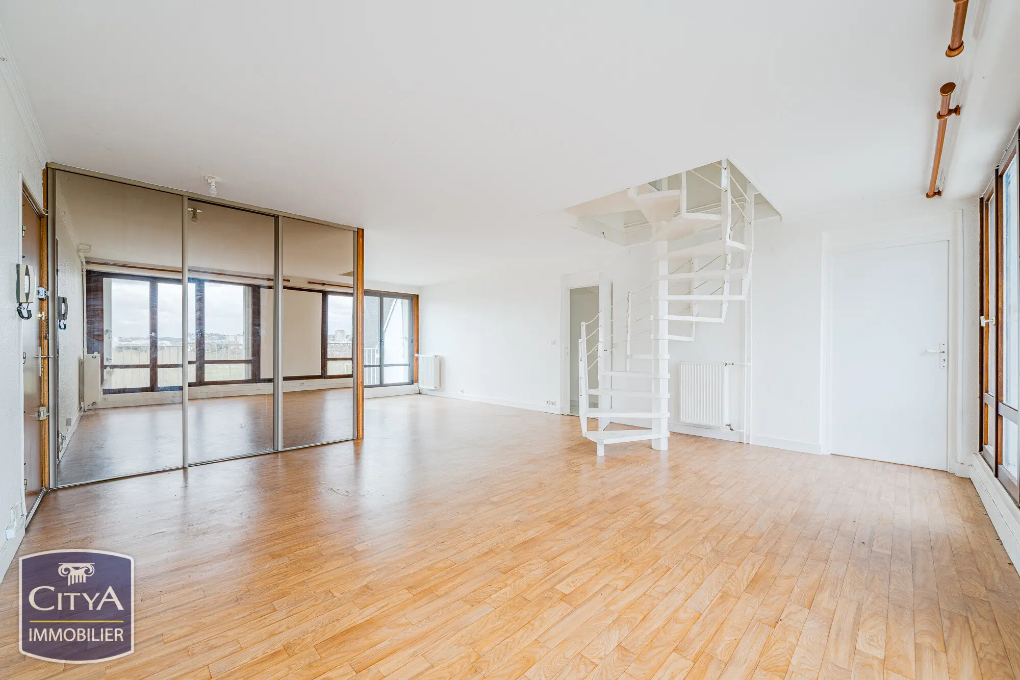 Appartement 5 pièces à Tours — photo 3