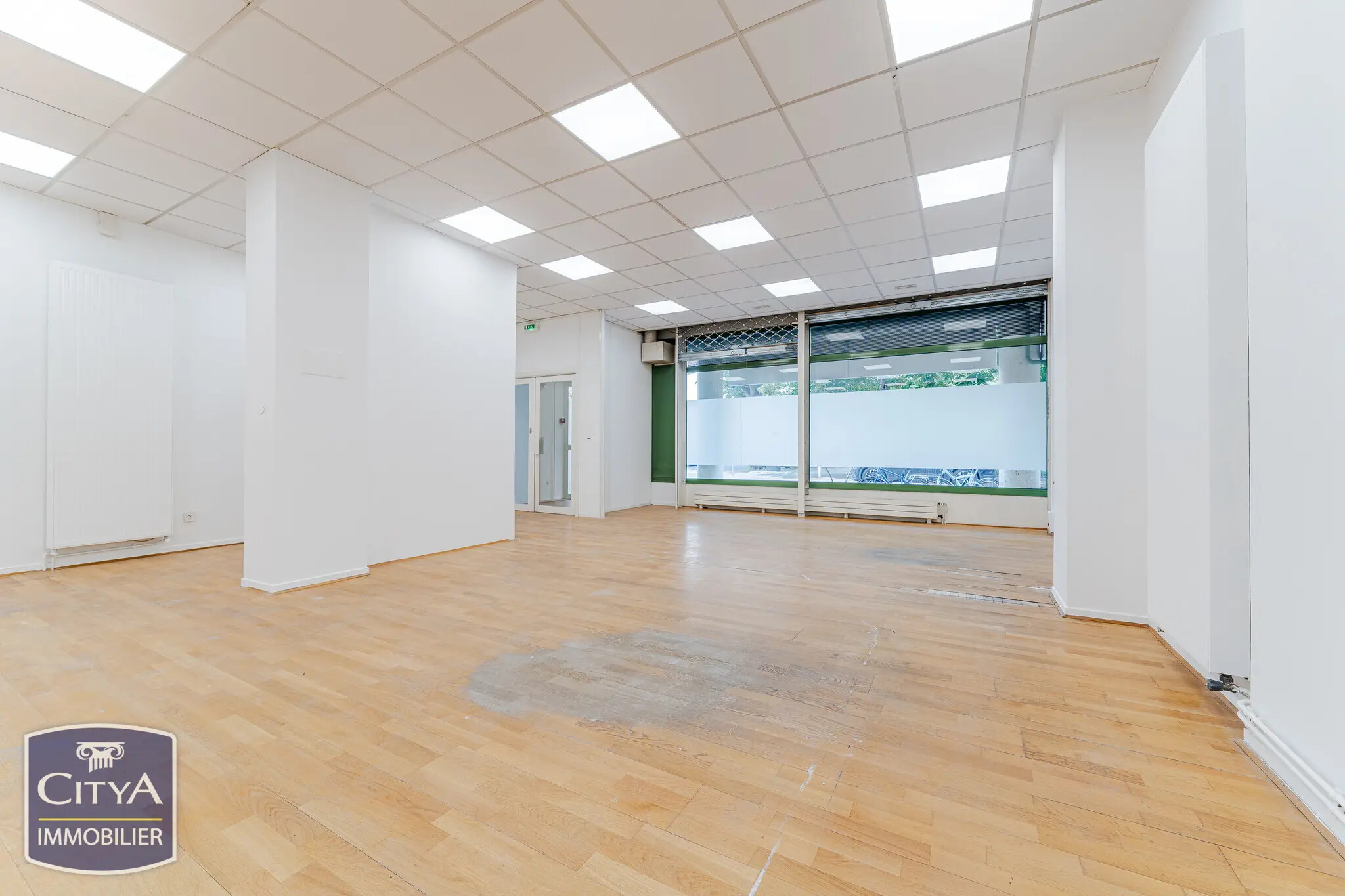 Local commercial à Tours — photo 8