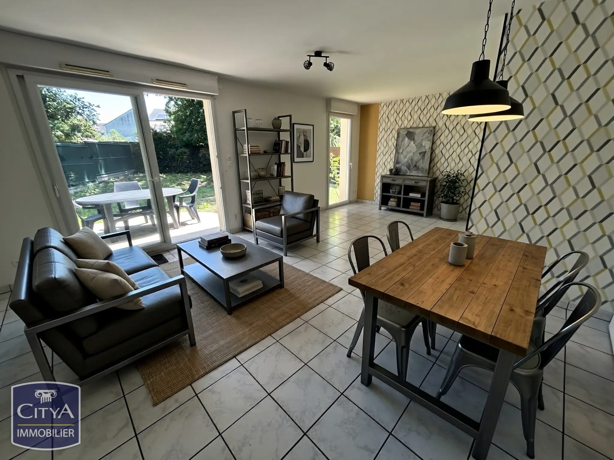 Maison 5 pièces à Joué-lès-Tours — photo 2