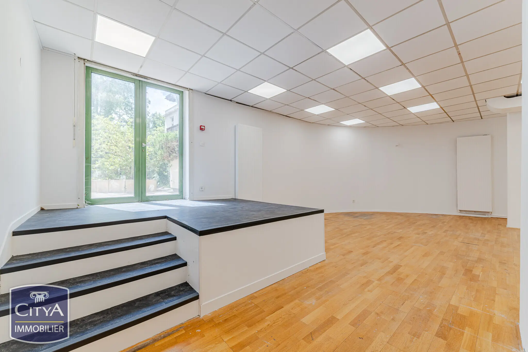 Local commercial à Tours — photo 11