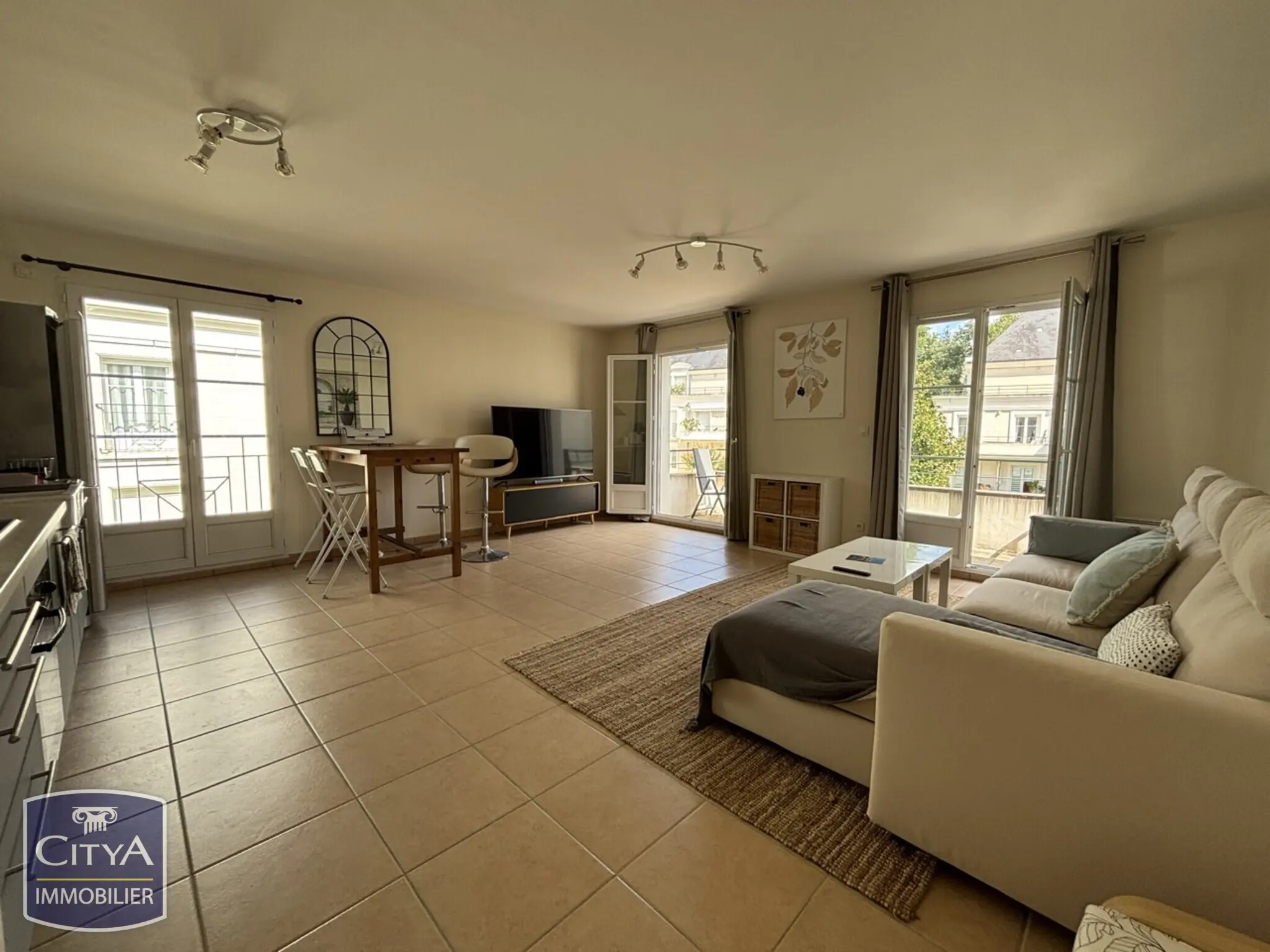 Appartement 2 pièces à Saint-Cyr-sur-Loire — photo 4