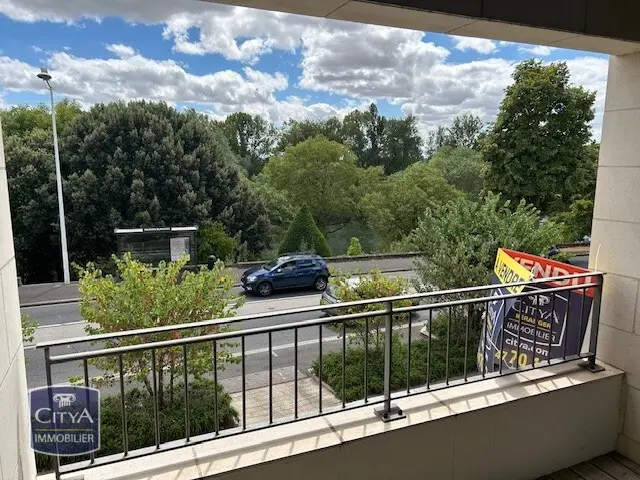 Appartement 2 pièces à Saint-Cyr-sur-Loire — photo 2