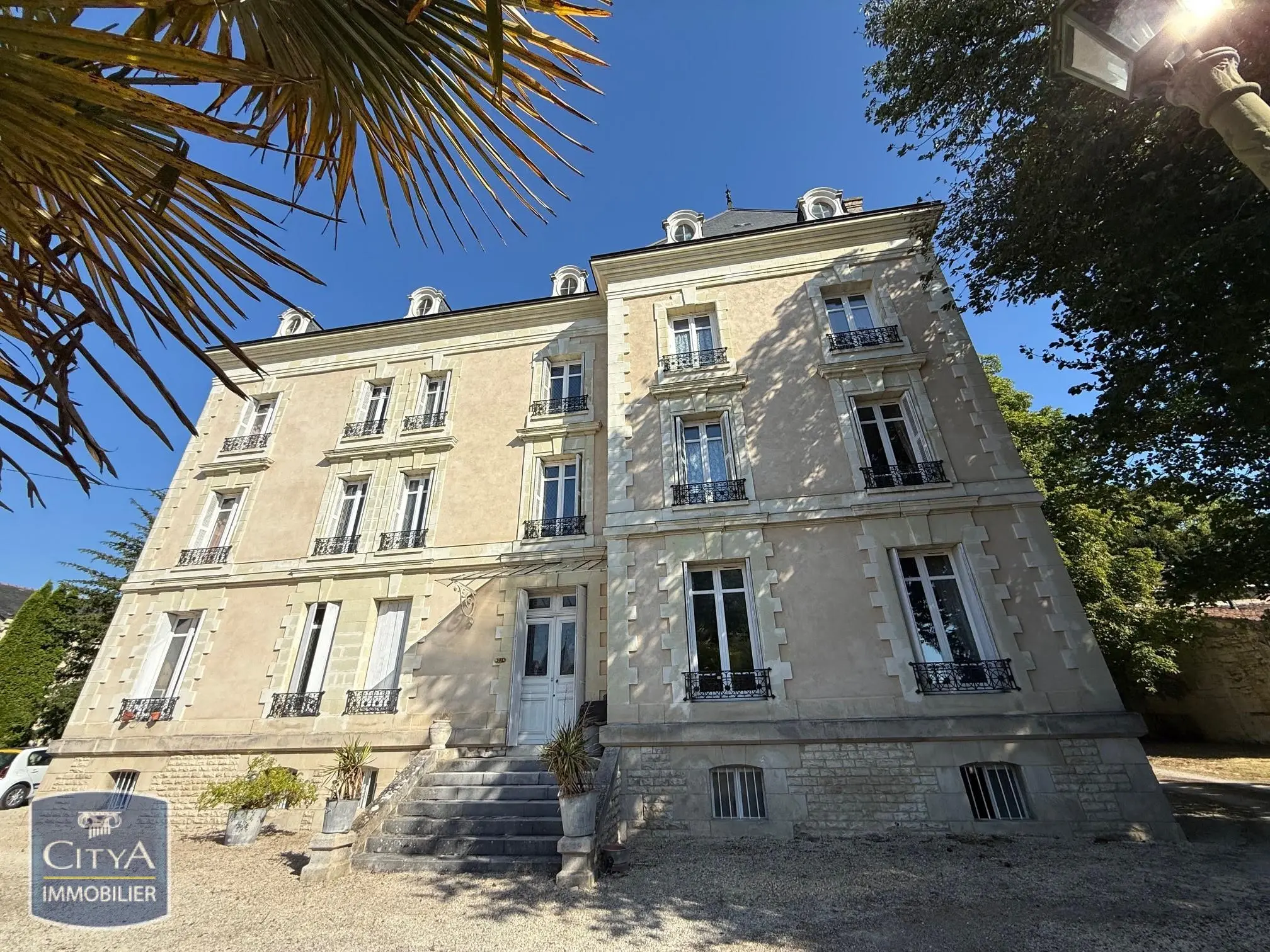 Maison 15 pièces 558m²