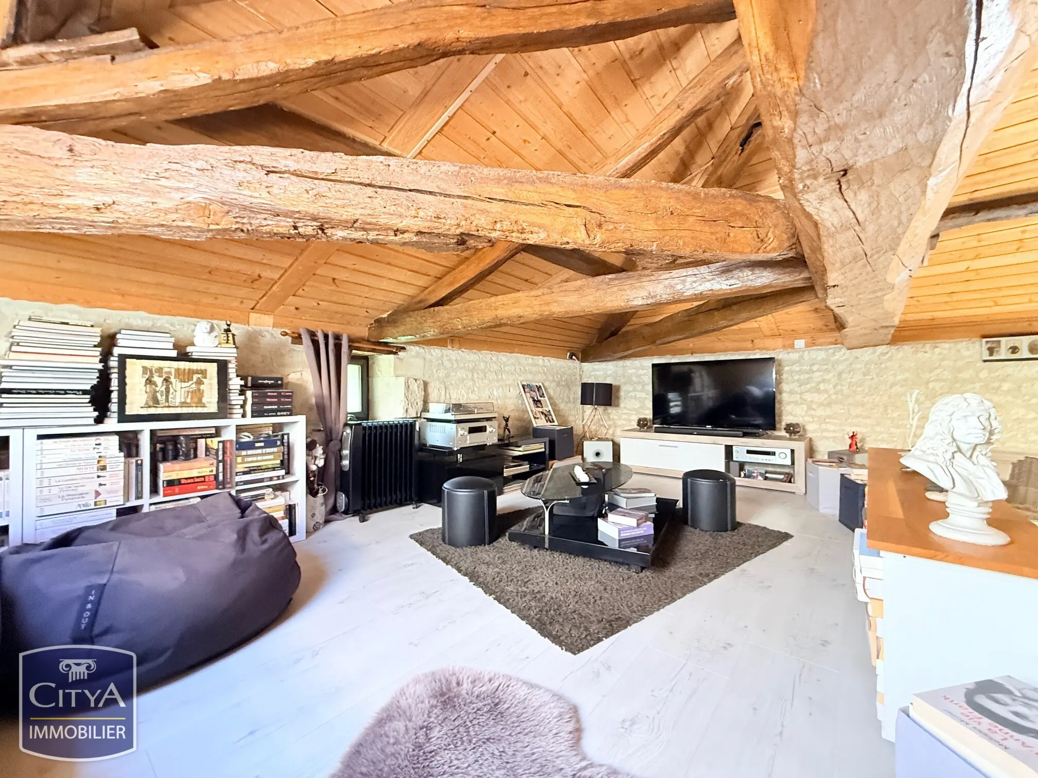 Maison 5 pièces à La Roche-Rigault — photo 23