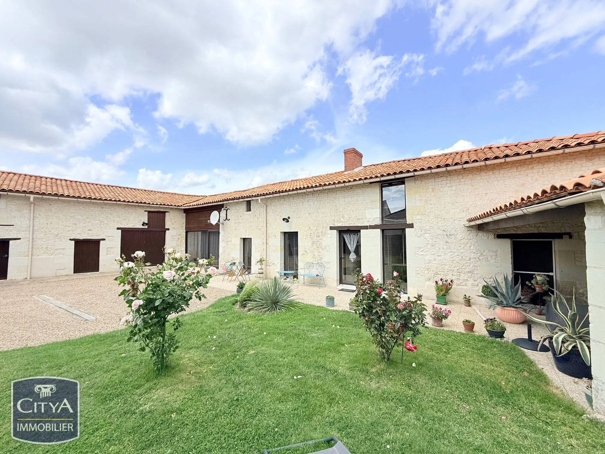 Maison 5 pièces à La Roche-Rigault — photo 6