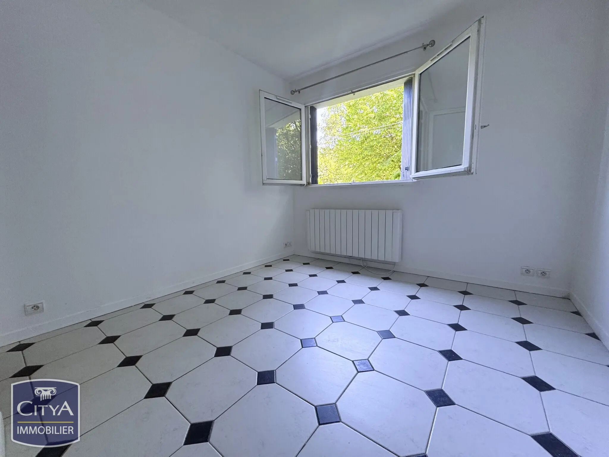 Appartement 2 pièces à Sonchamp — photo 2