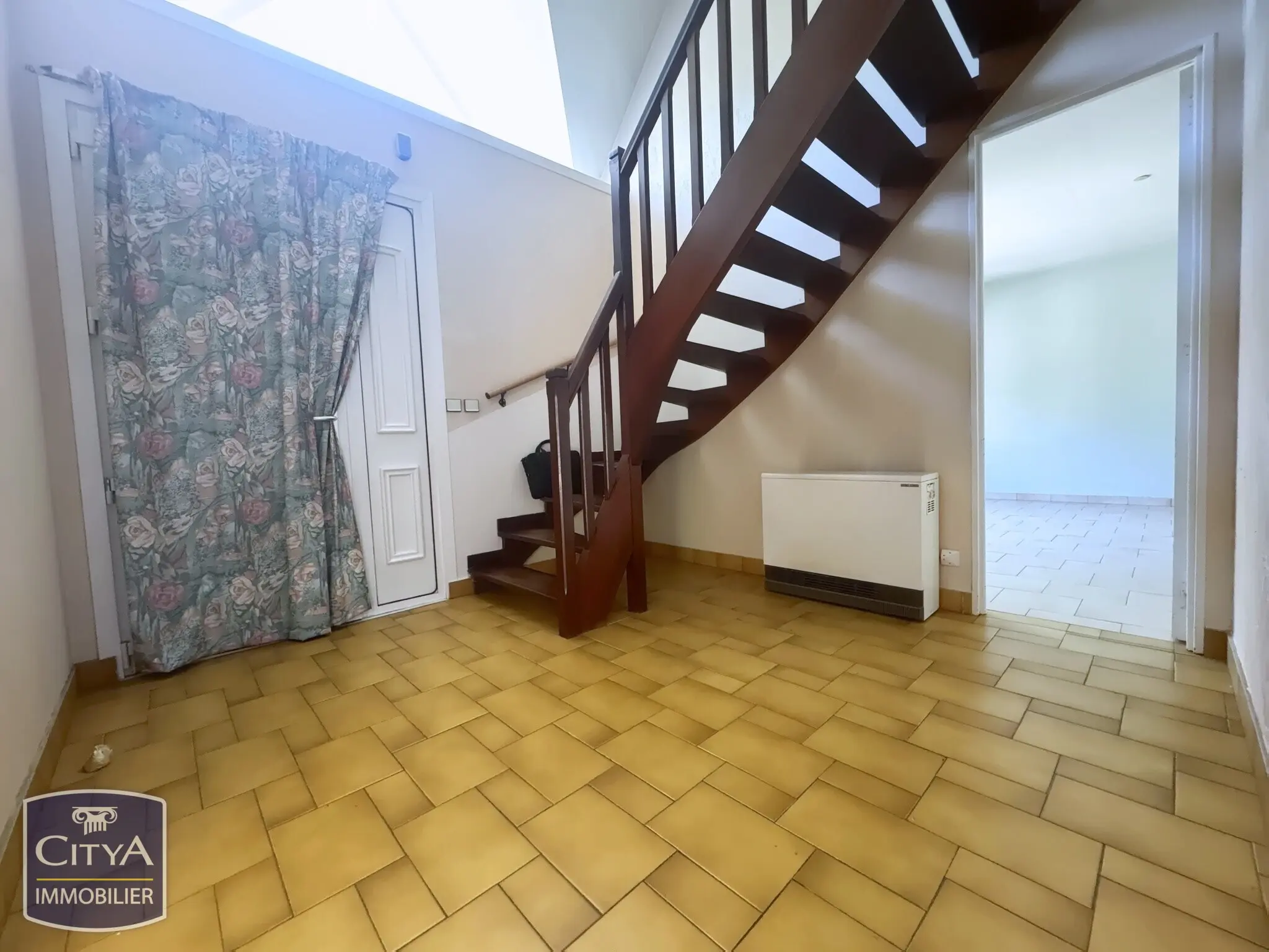 Maison 7 pièces à Les Essarts-le-Roi — photo 2