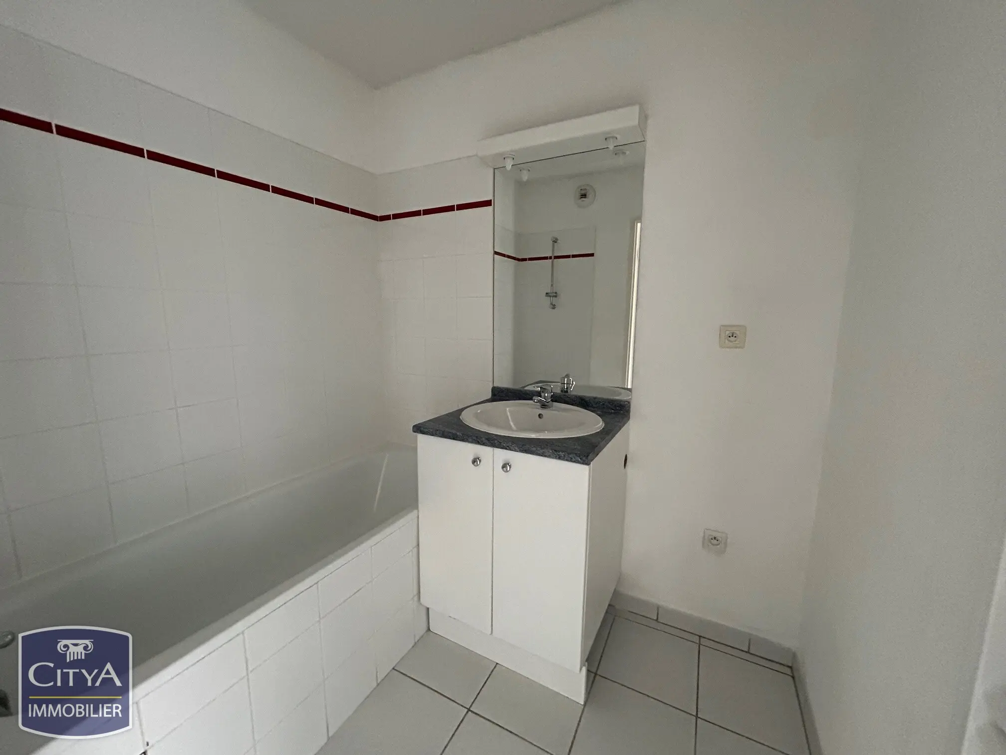 Appartement 4 pièces à Poitiers — photo 8