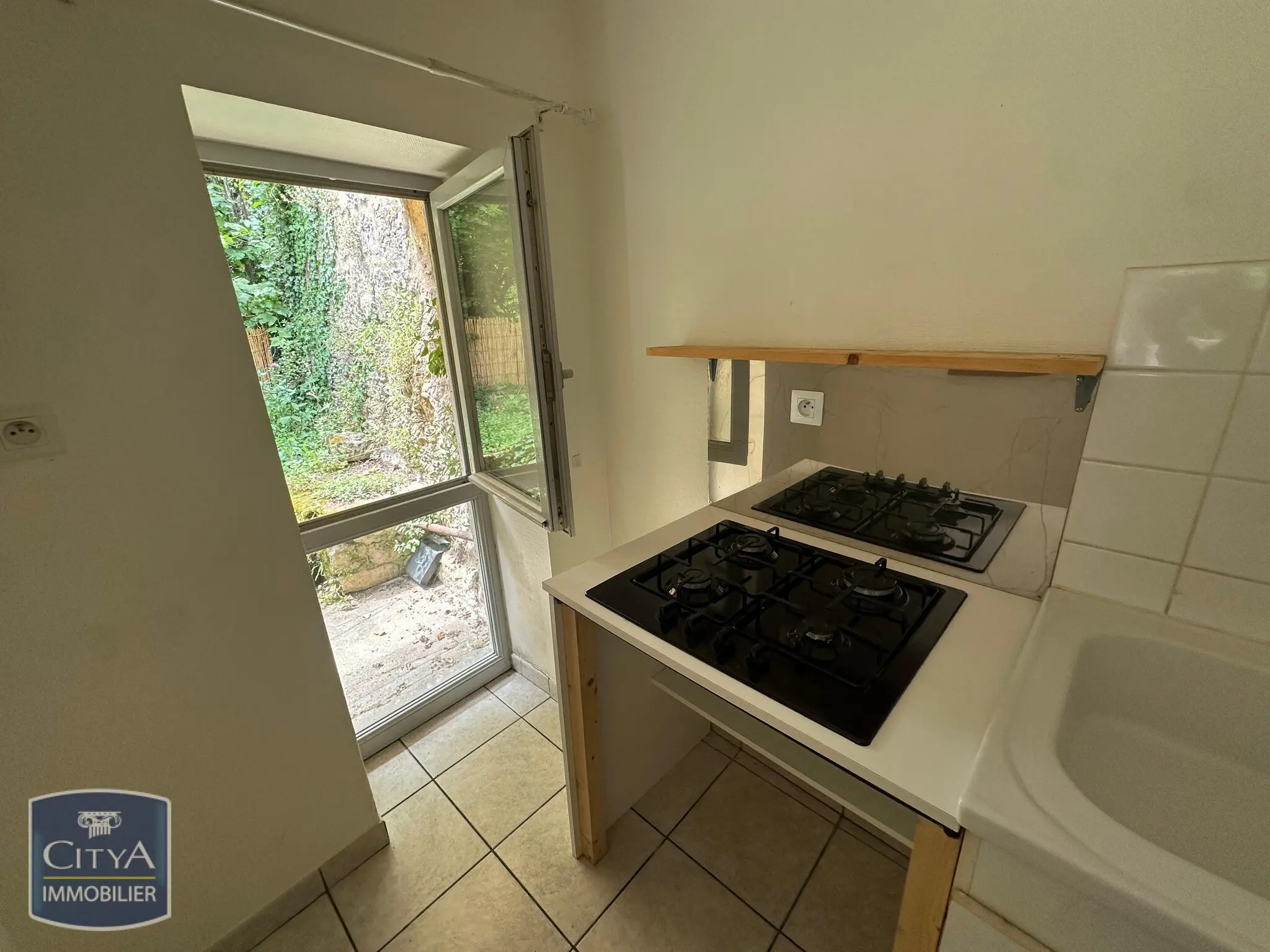 Immeuble à Poitiers — photo 9
