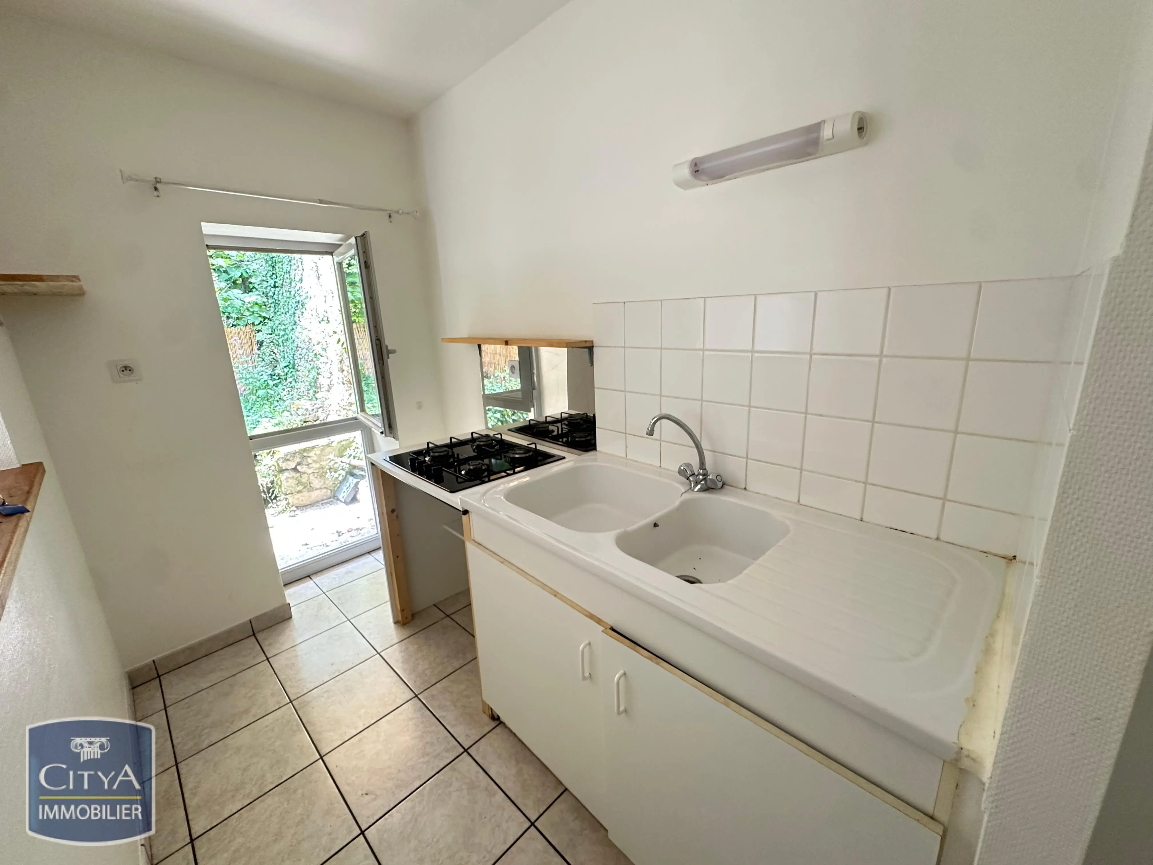 Immeuble à Poitiers — photo 10