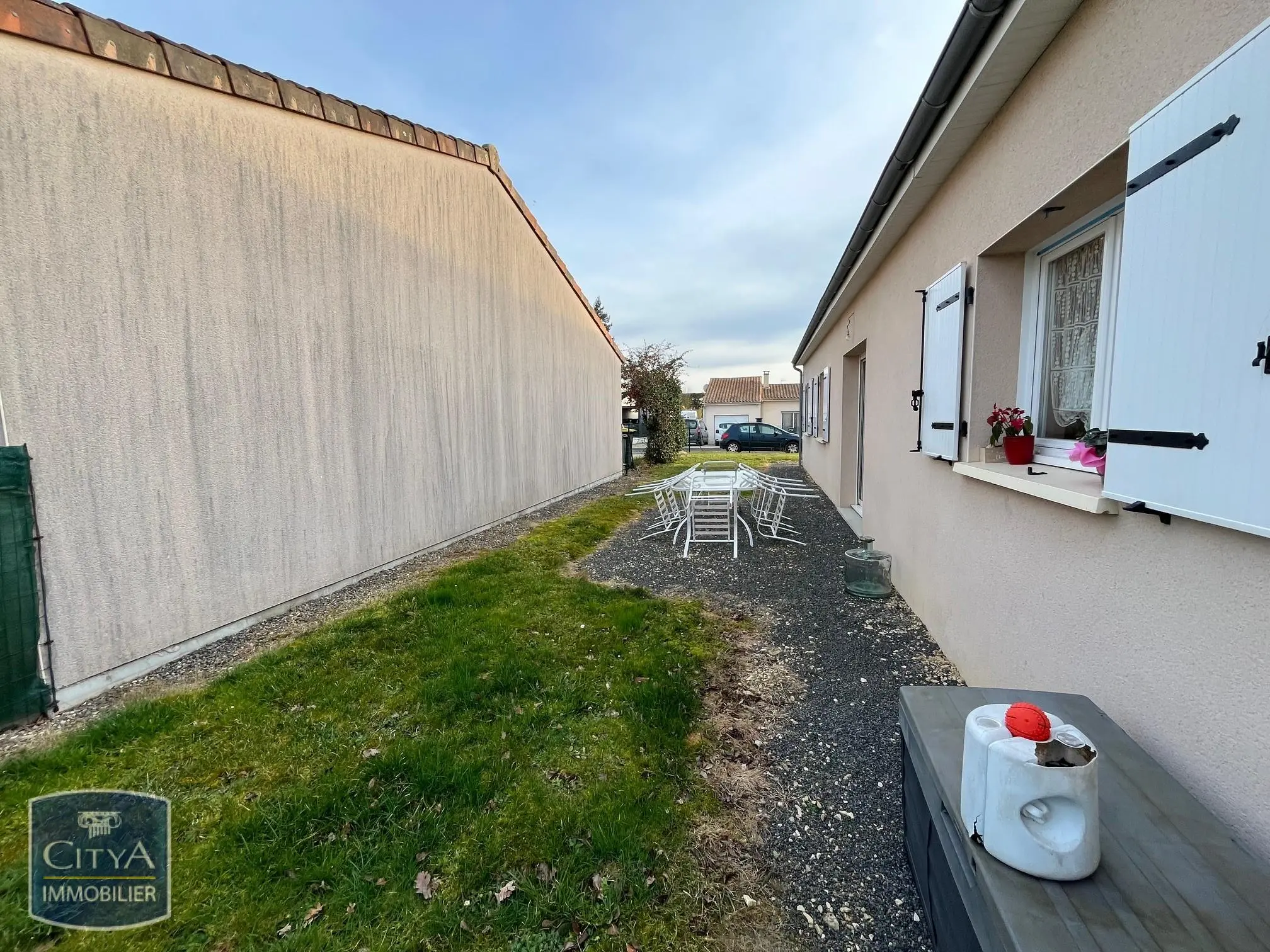 Maison 5 pièces à Nieuil-l'Espoir — photo 9