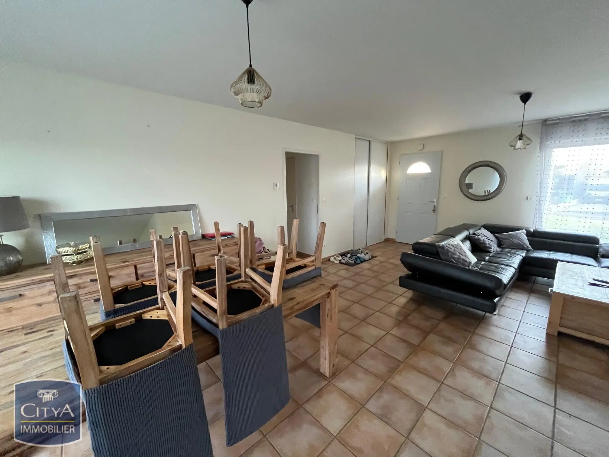 Maison 5 pièces à Nieuil-l'Espoir — photo 3