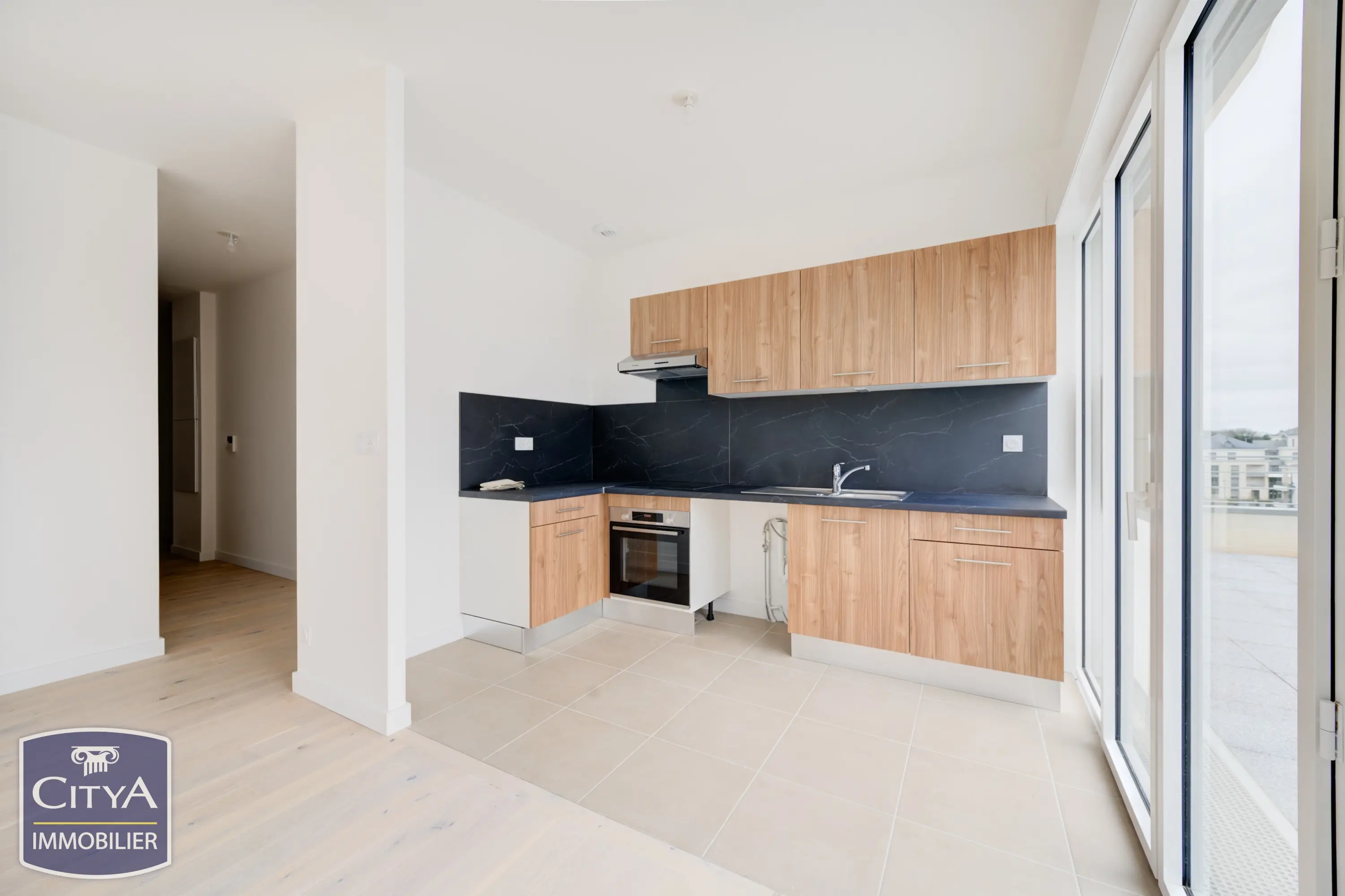 Appartement 4 pièces à Saint-Cyr-sur-Loire — photo 4