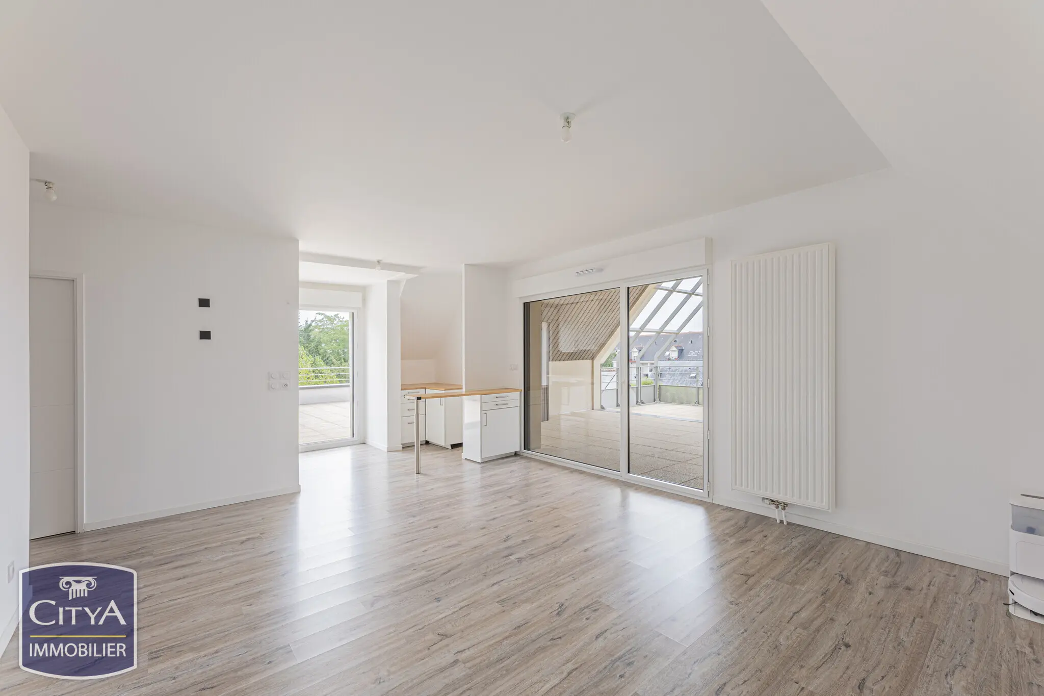 Appartement 4 pièces à La Ville-aux-Dames — photo 4