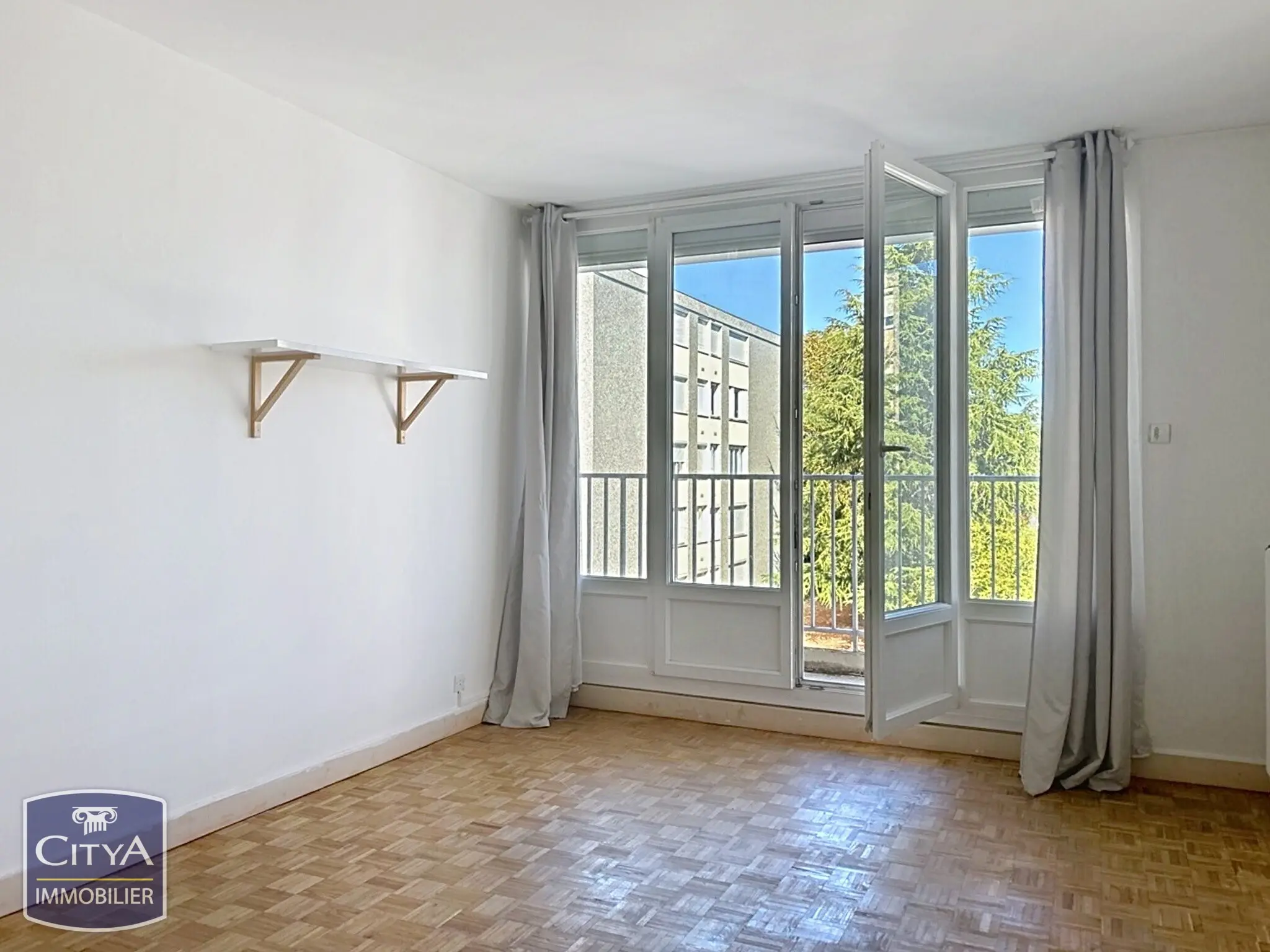 Appartement 2 pièces à Saint-Jean-le-Blanc — photo 2