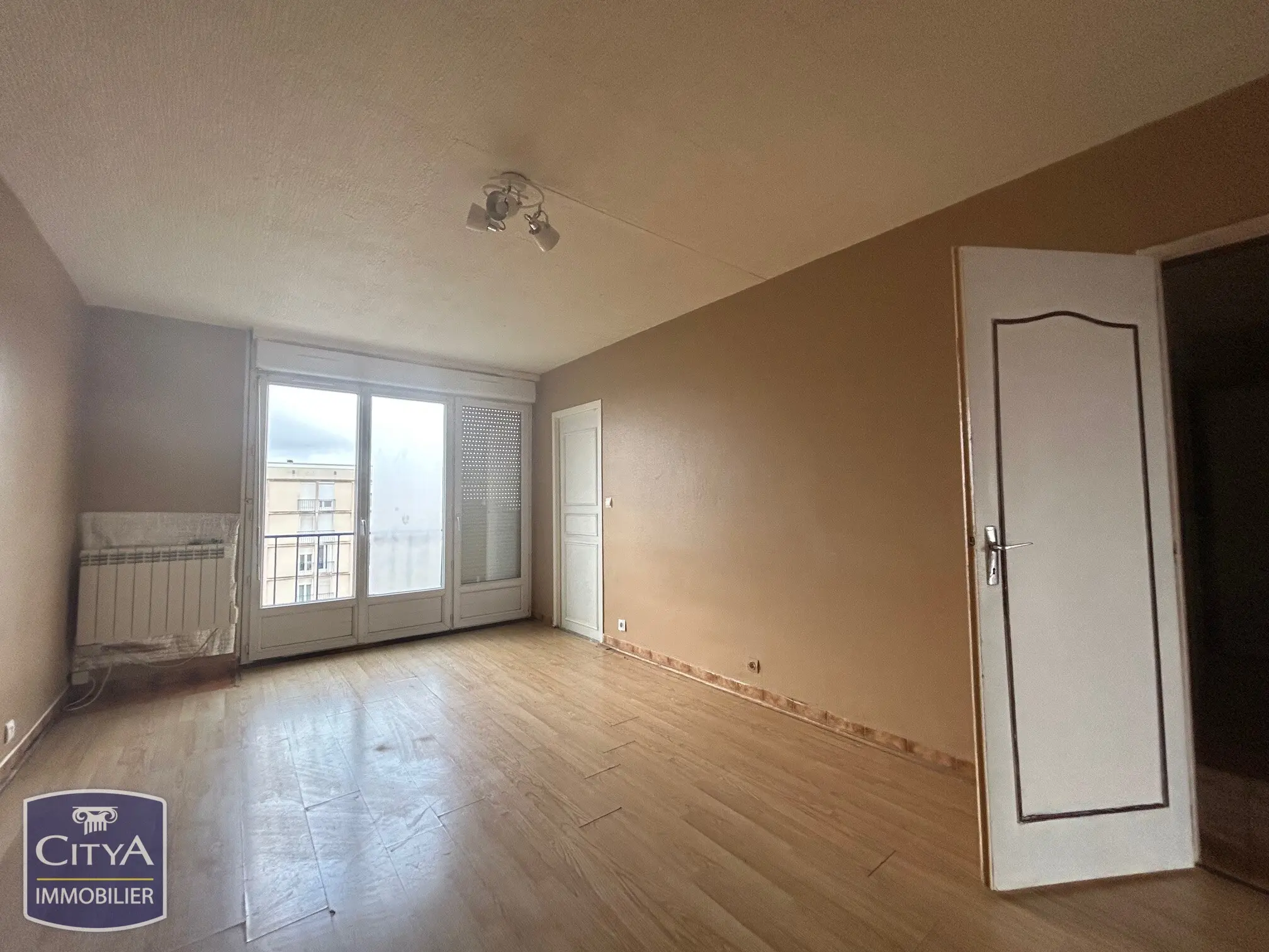 Appartement 3 pièces à Fleury-les-Aubrais — photo 2