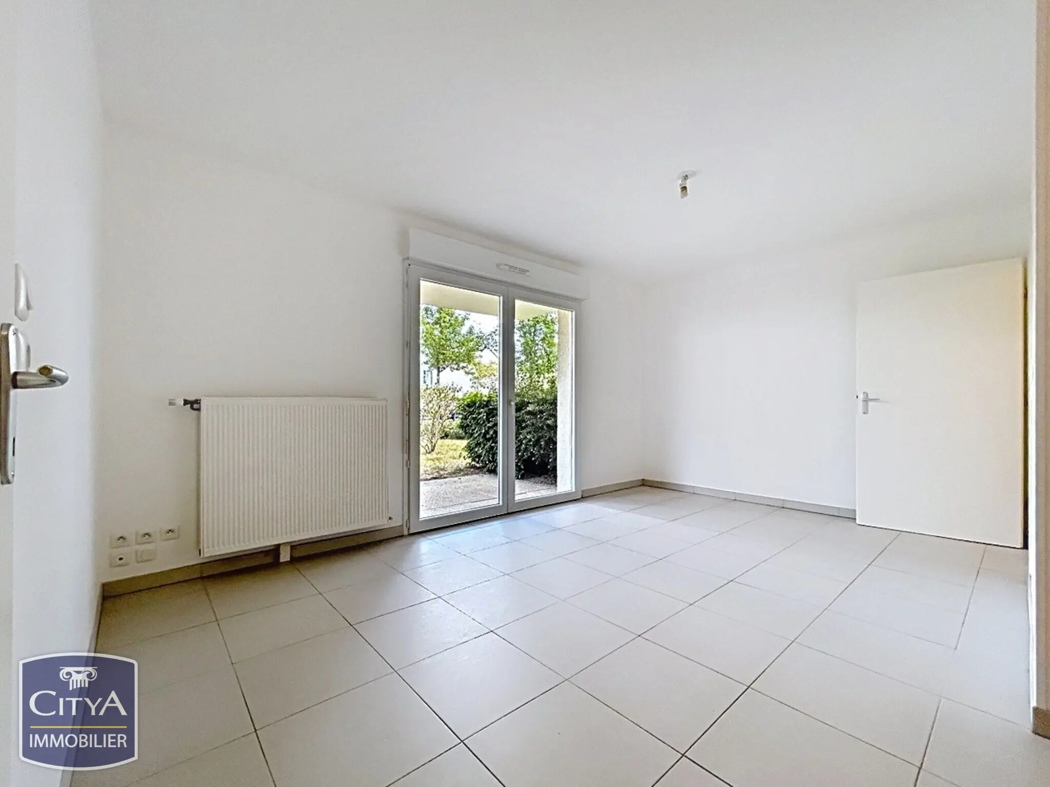 Appartement 2 pièces à Fleury-les-Aubrais — photo 4