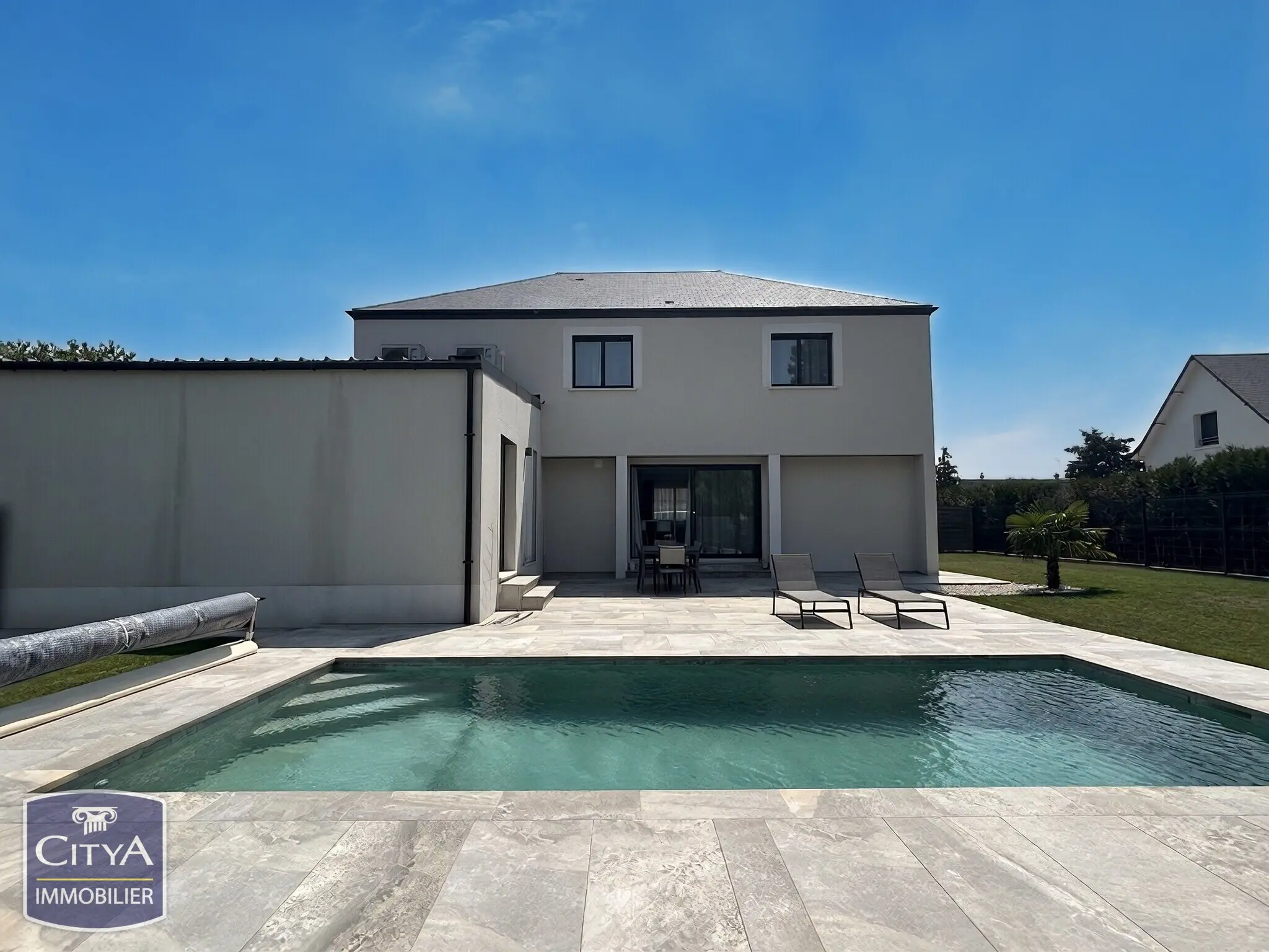 Maison 9 pièces à Saint-Pryvé-Saint-Mesmin — photo 2