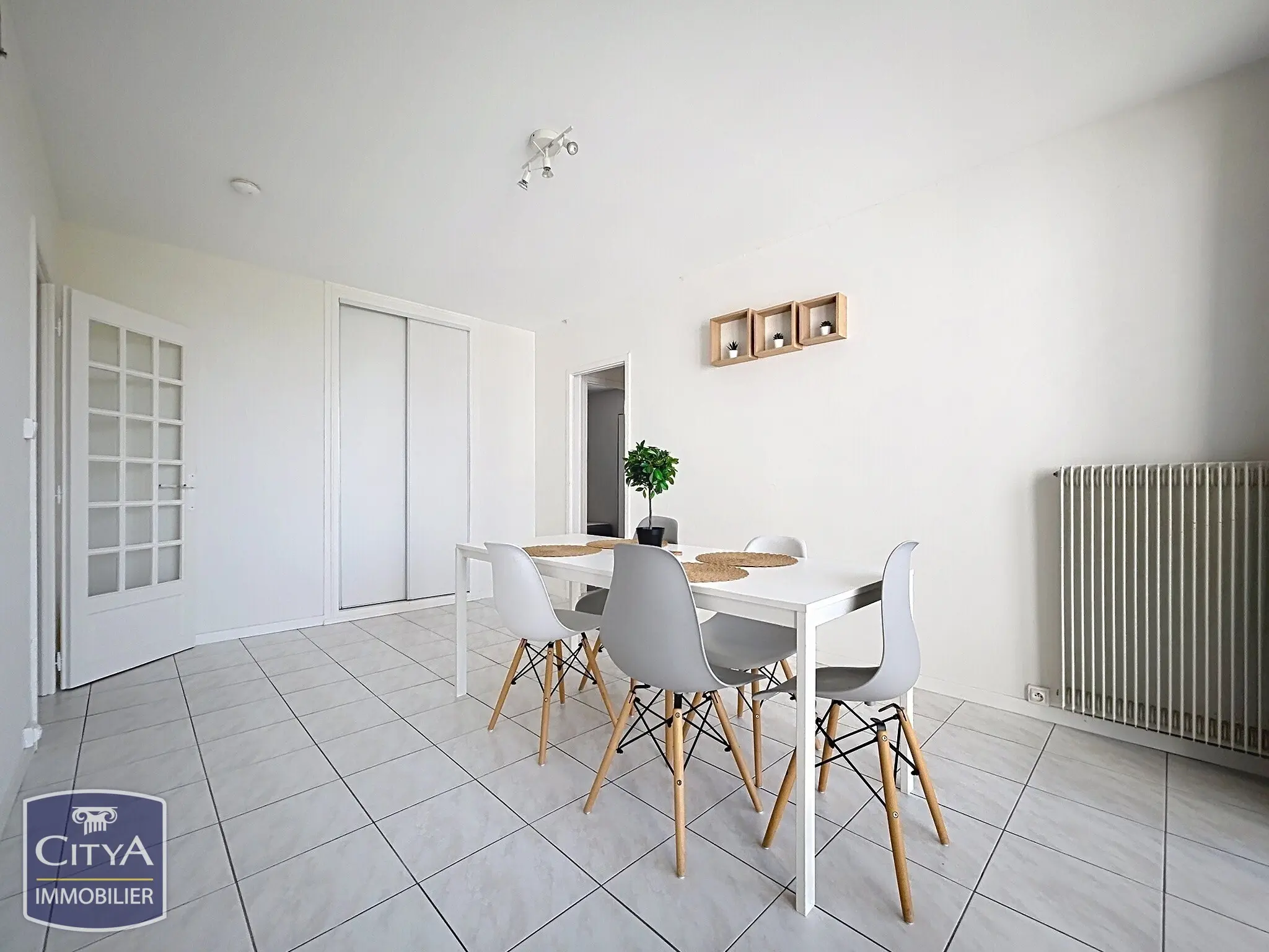Appartement 5 pièces à Orléans — photo 2