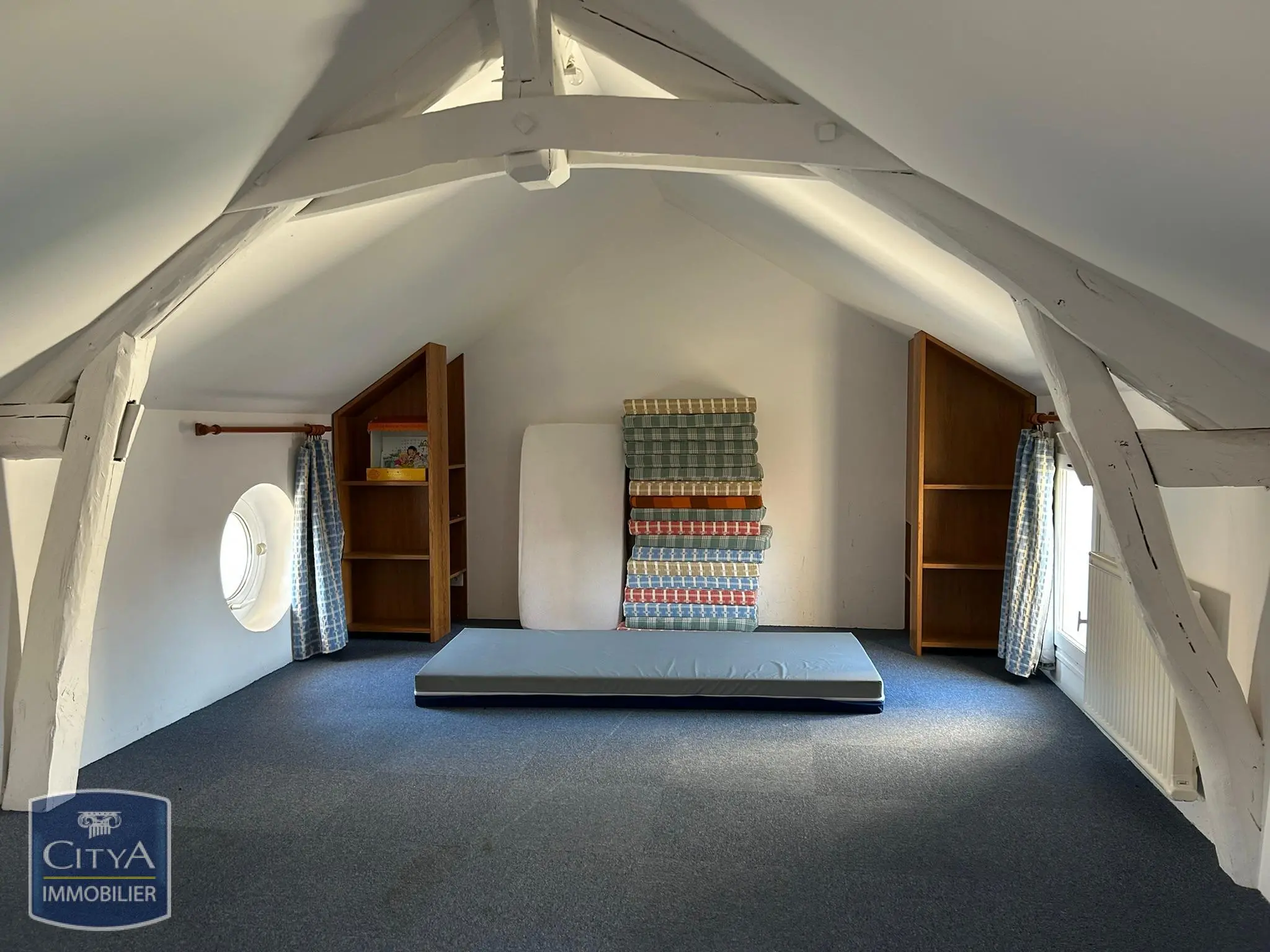 Maison 11 pièces à Givraines — photo 19