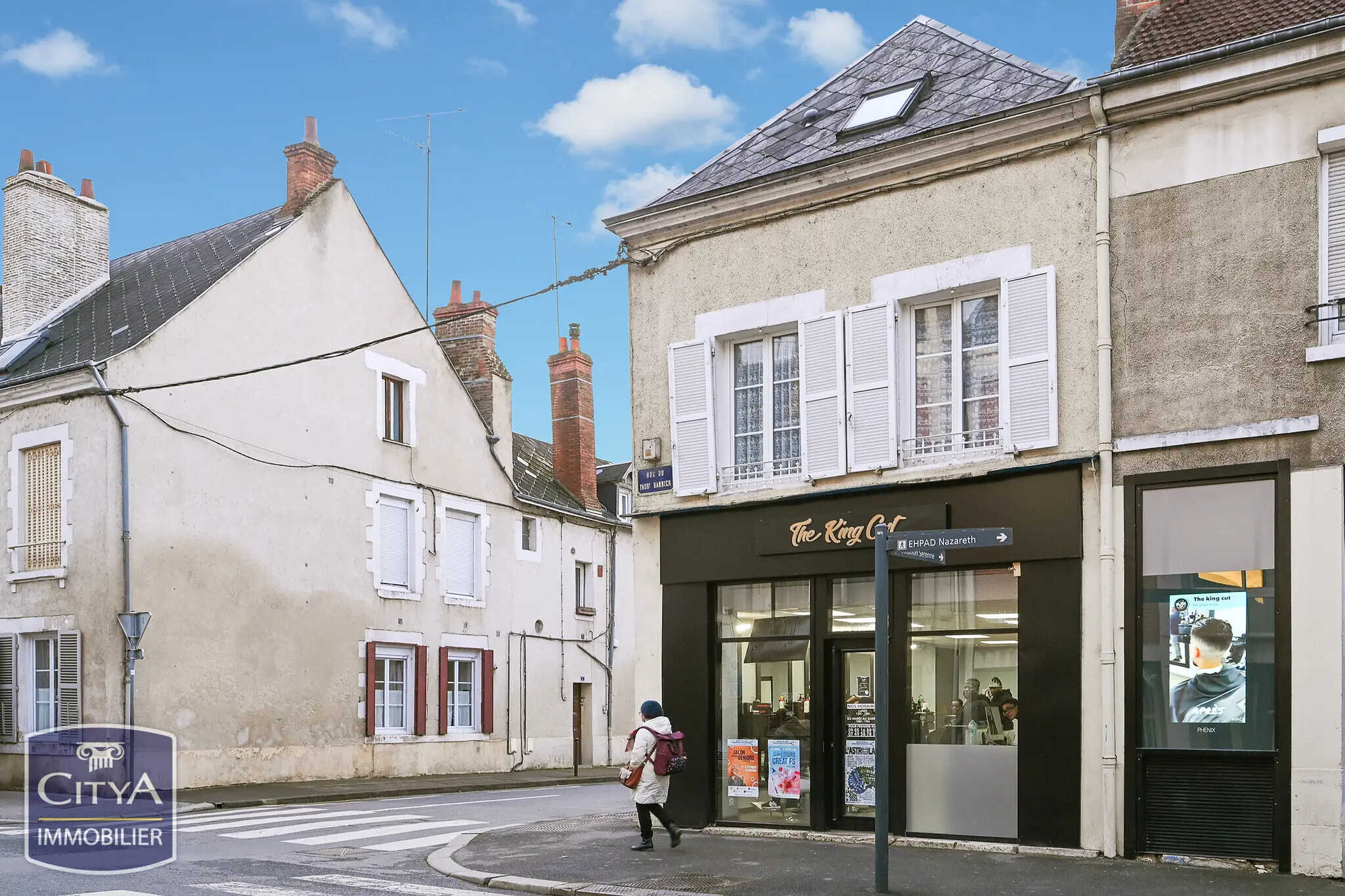 Immeuble undefined pièces 176.71m²