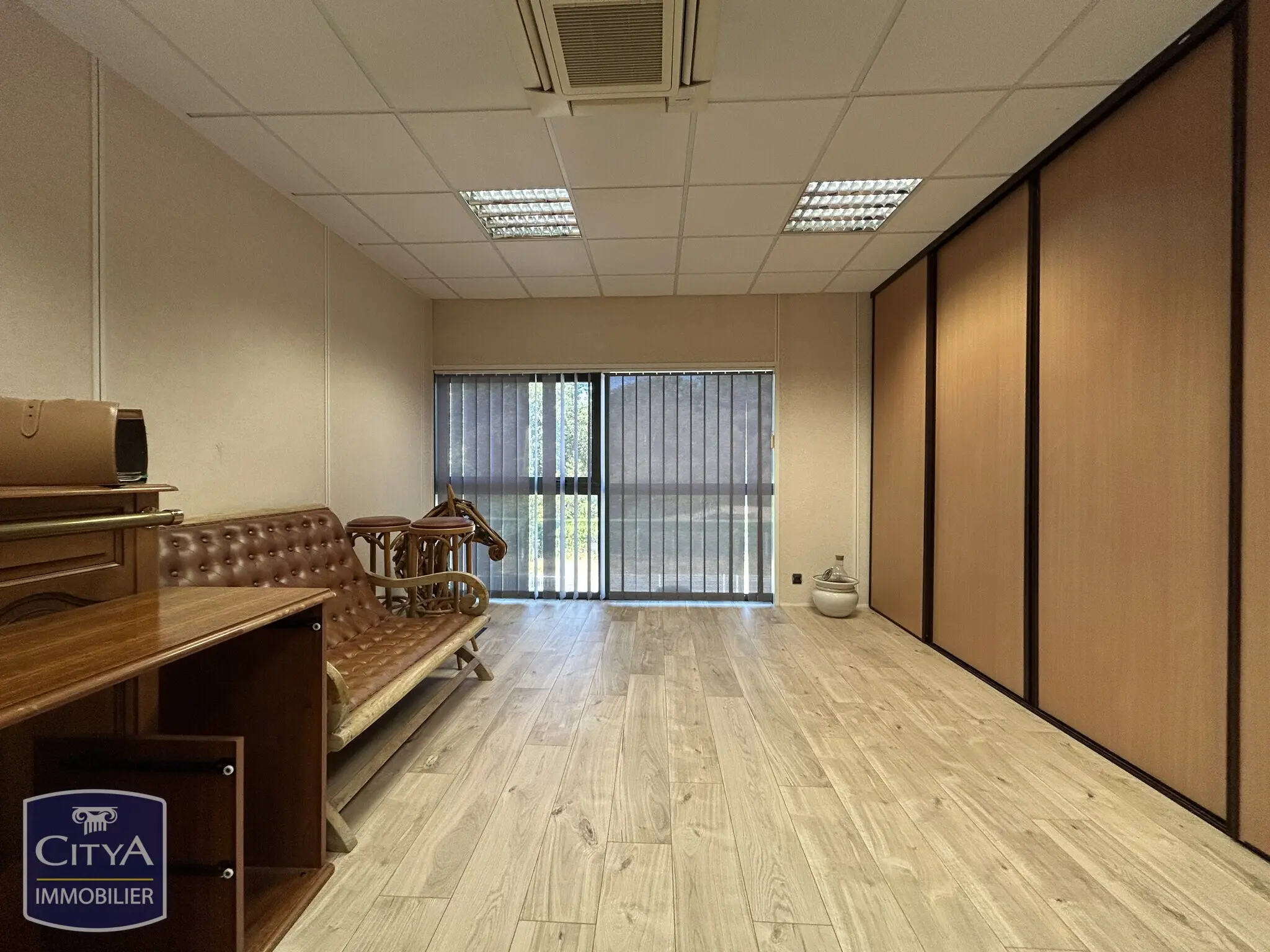 Local commercial à Olivet — photo 12