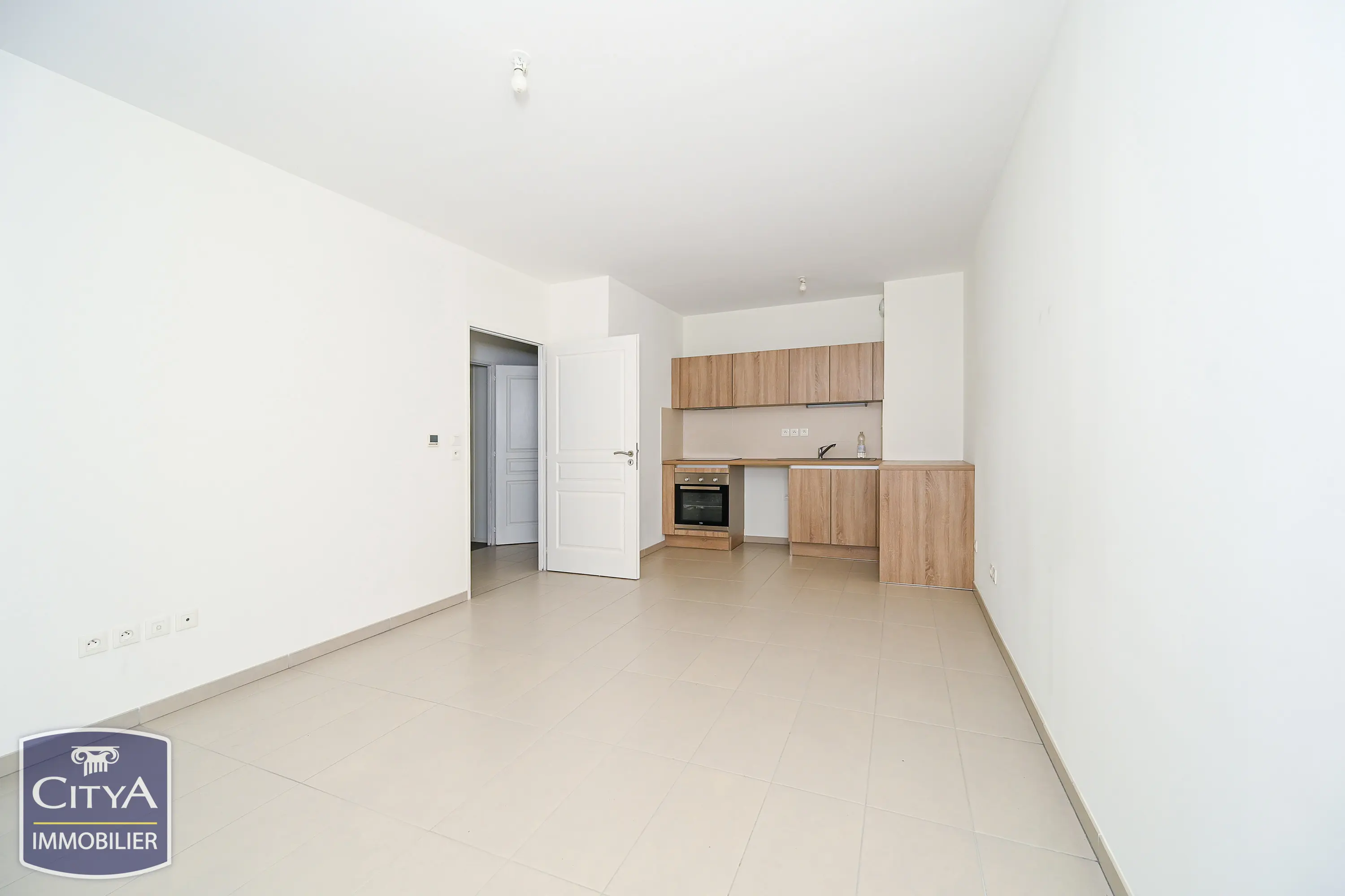 Appartement 2 pièces à Fleury-les-Aubrais — photo 2