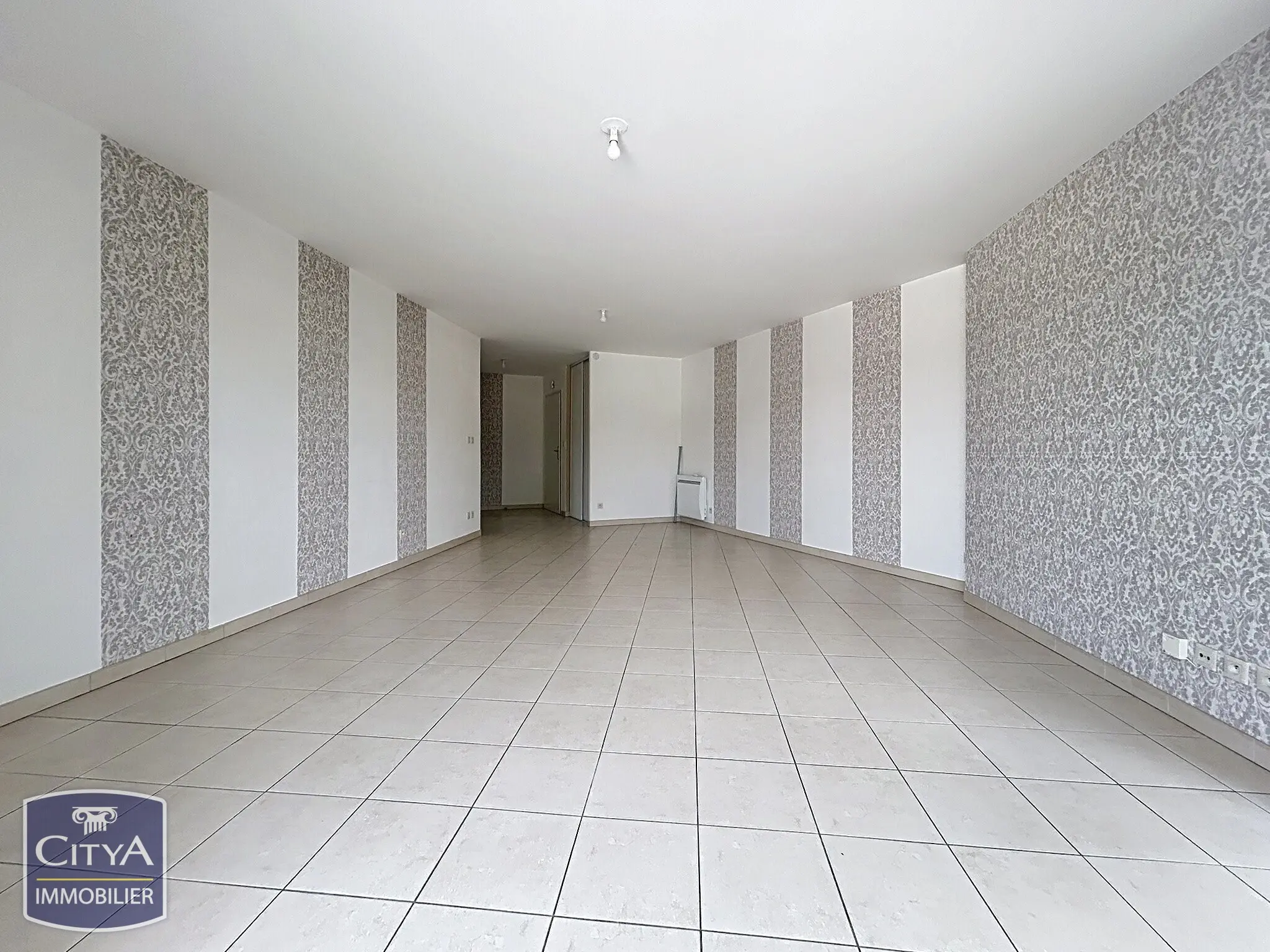 Appartement 3 pièces à Saint-Jean-de-la-Ruelle — photo 2