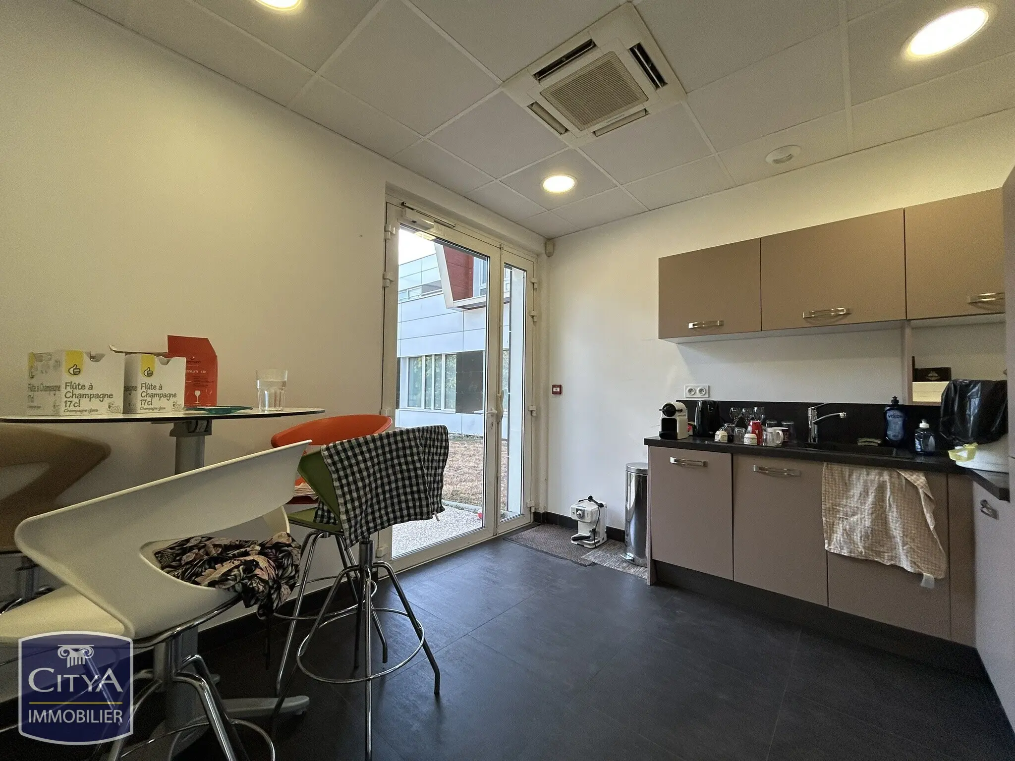 Local commercial à Olivet — photo 10