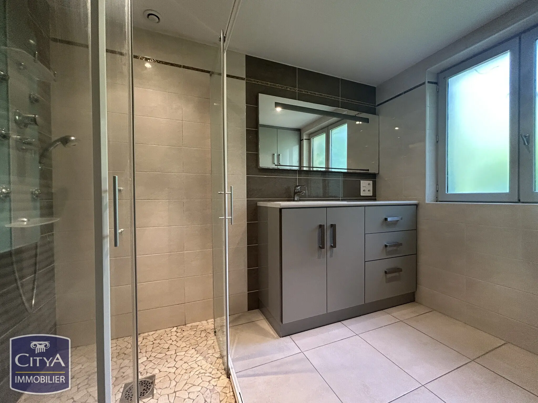 Maison 8 pièces à Chitenay — photo 17