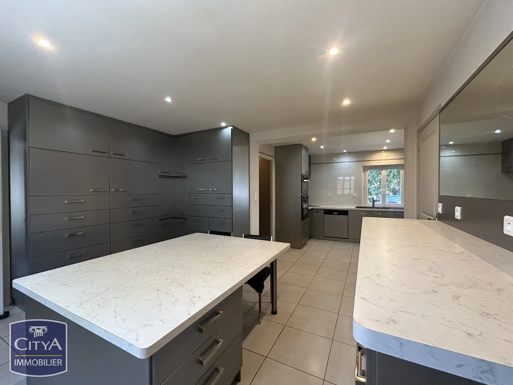 Maison 8 pièces à Chitenay — photo 13