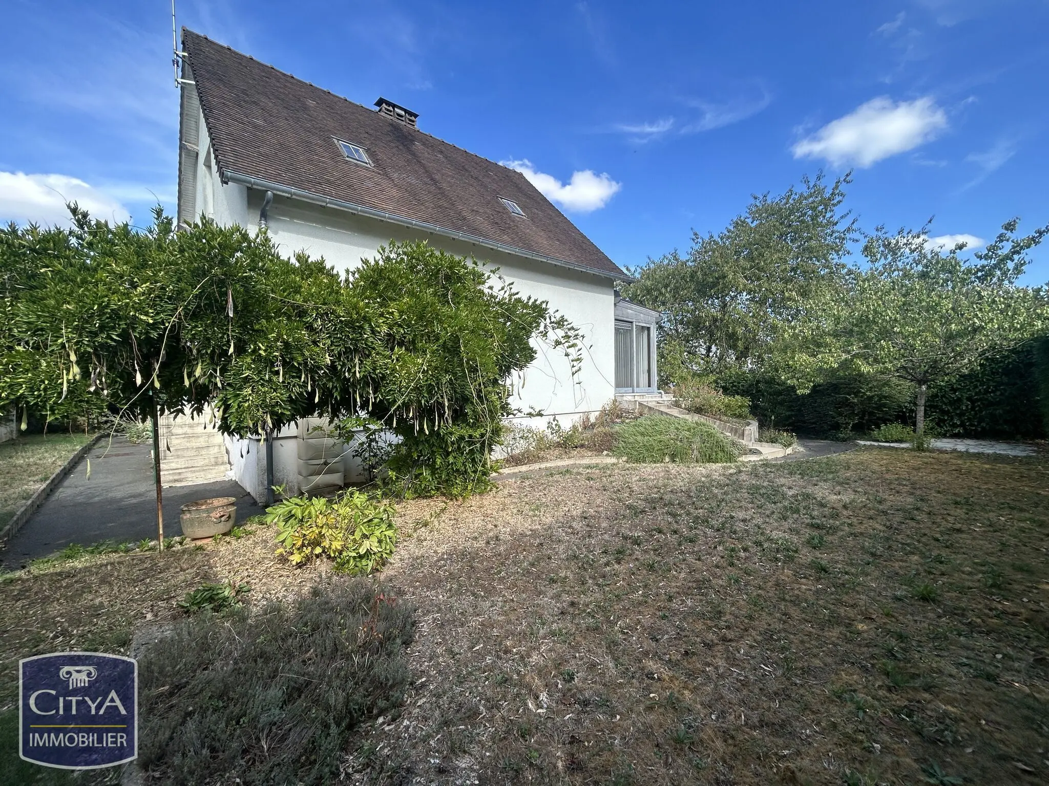 Maison 9 pièces à La Chaussée-Saint-Victor — photo 2