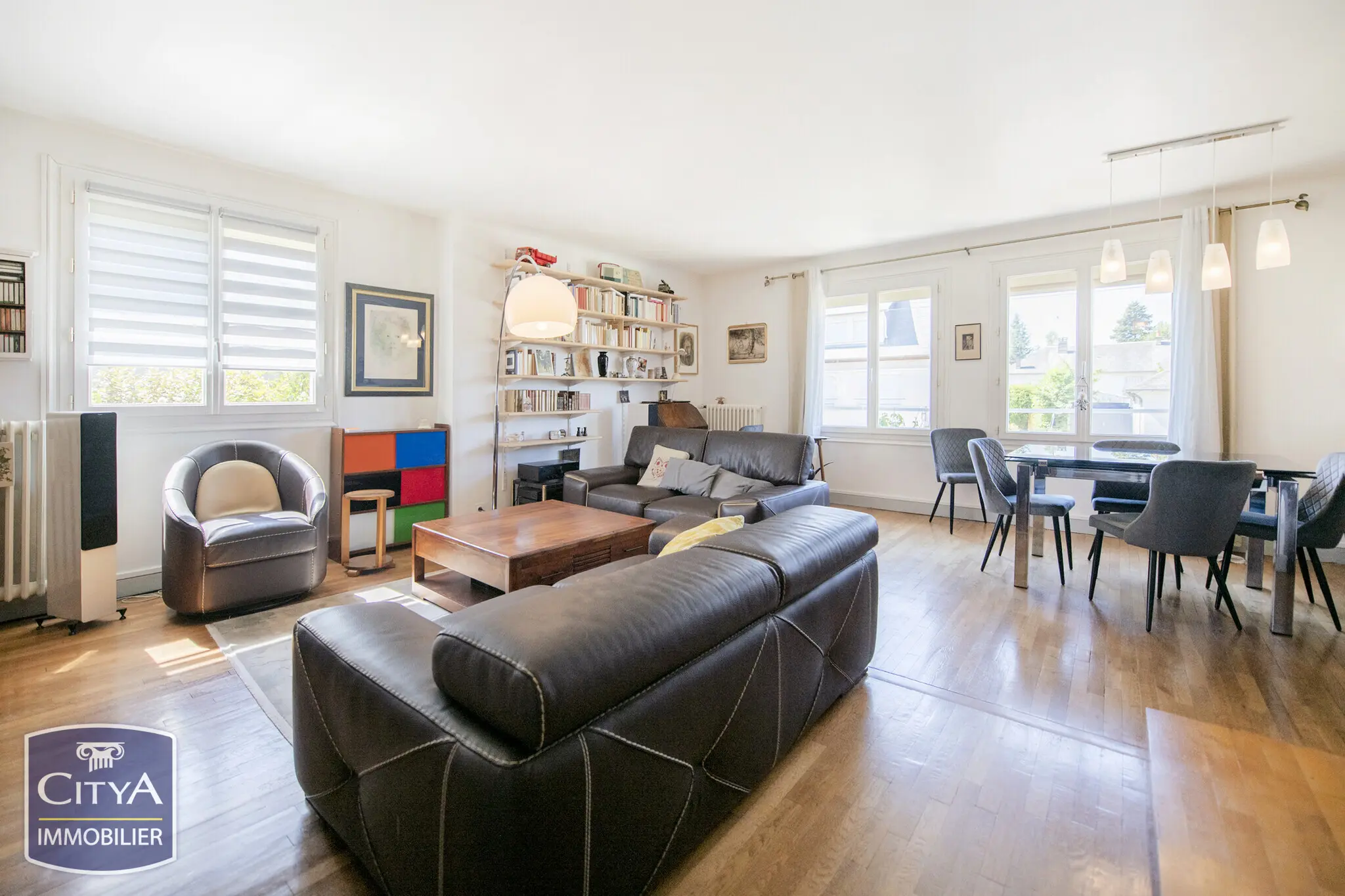 Maison 6 pièces 202m²