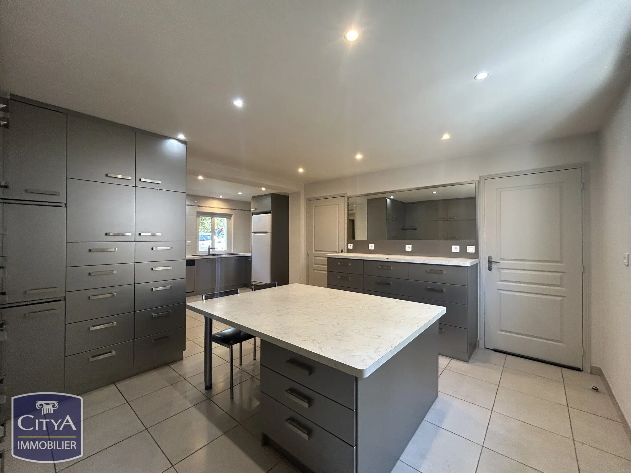 Maison 8 pièces à Chitenay — photo 9