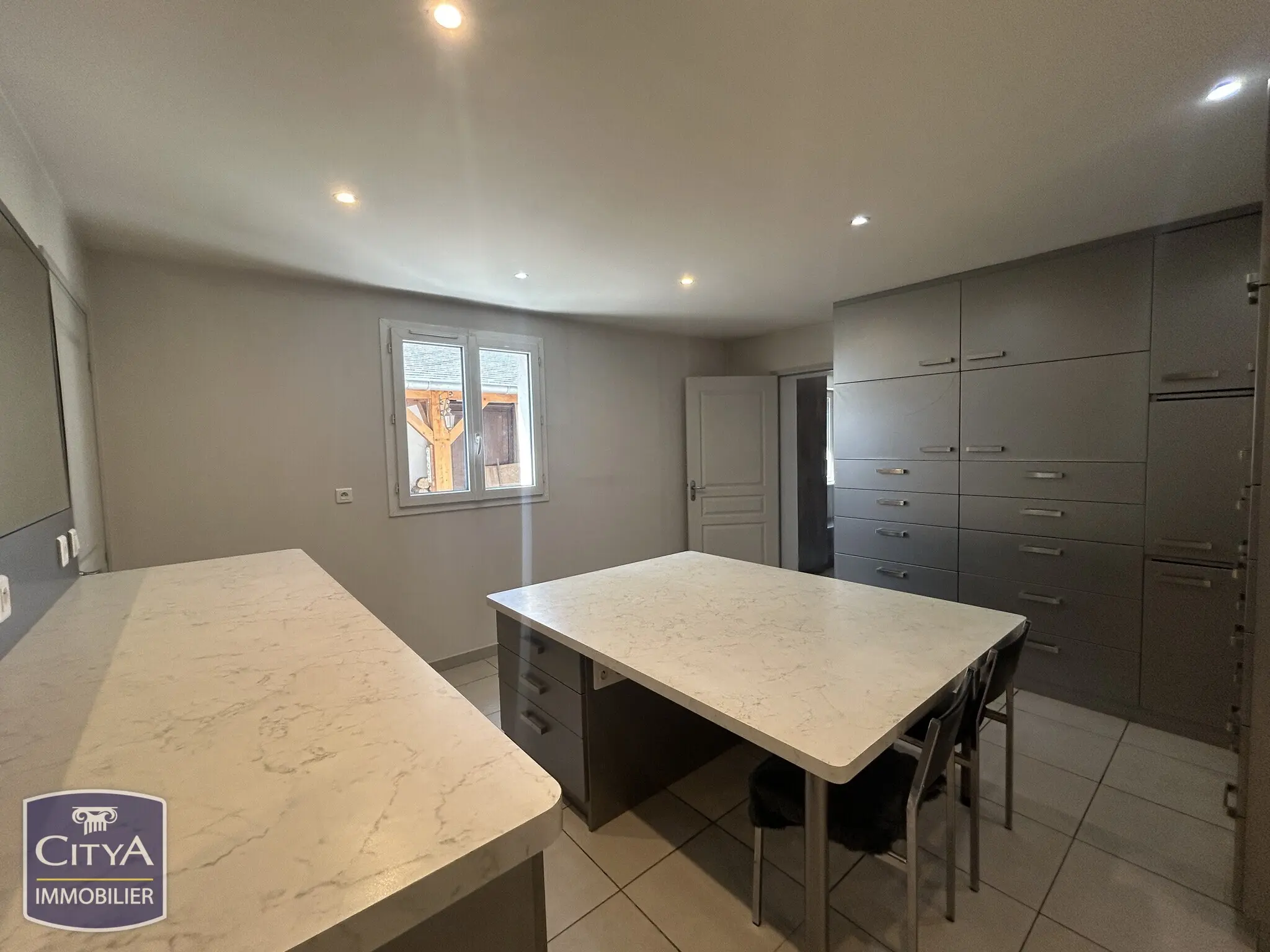 Maison 8 pièces à Chitenay — photo 11
