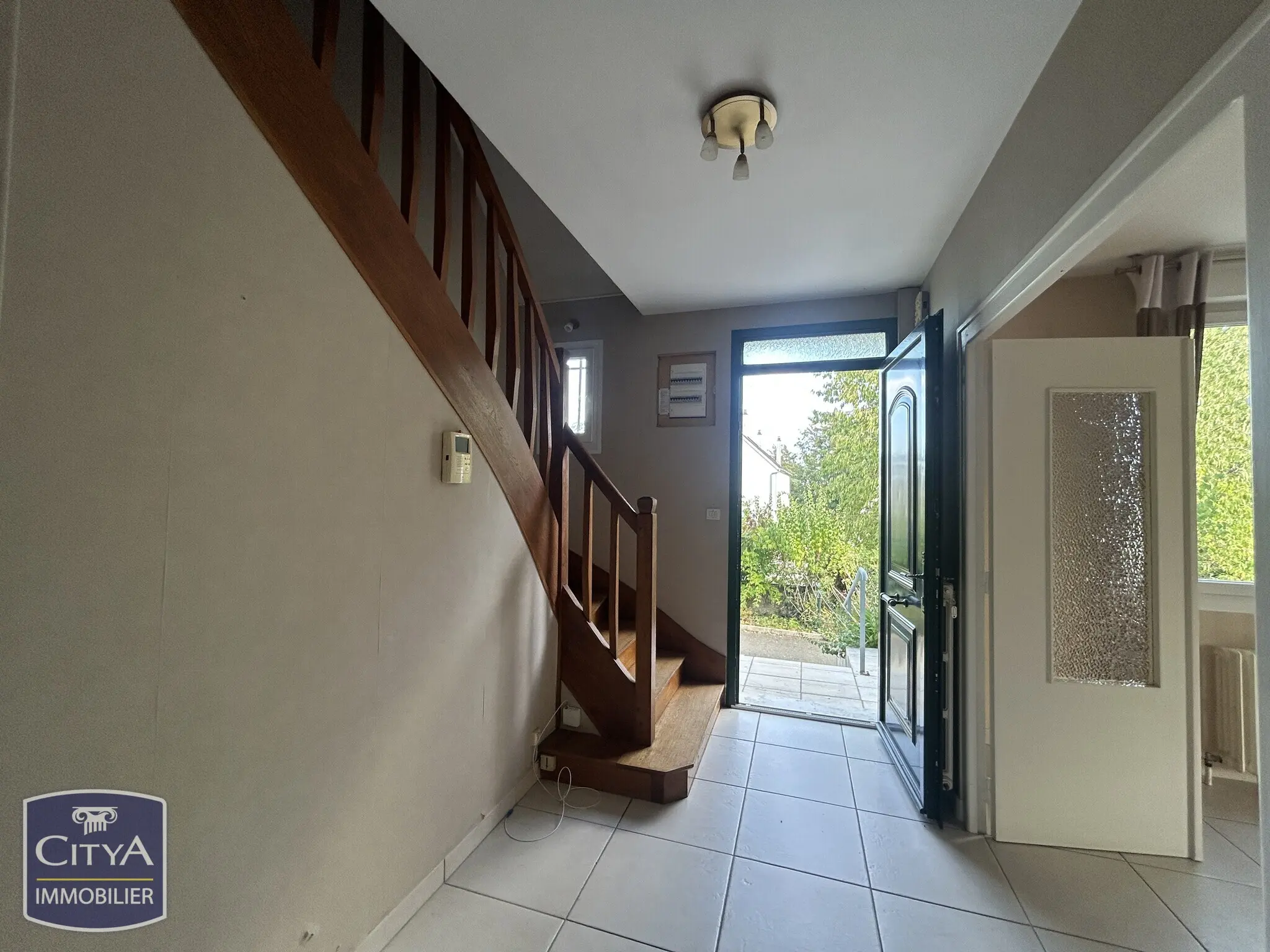 Maison 9 pièces à La Chaussée-Saint-Victor — photo 3