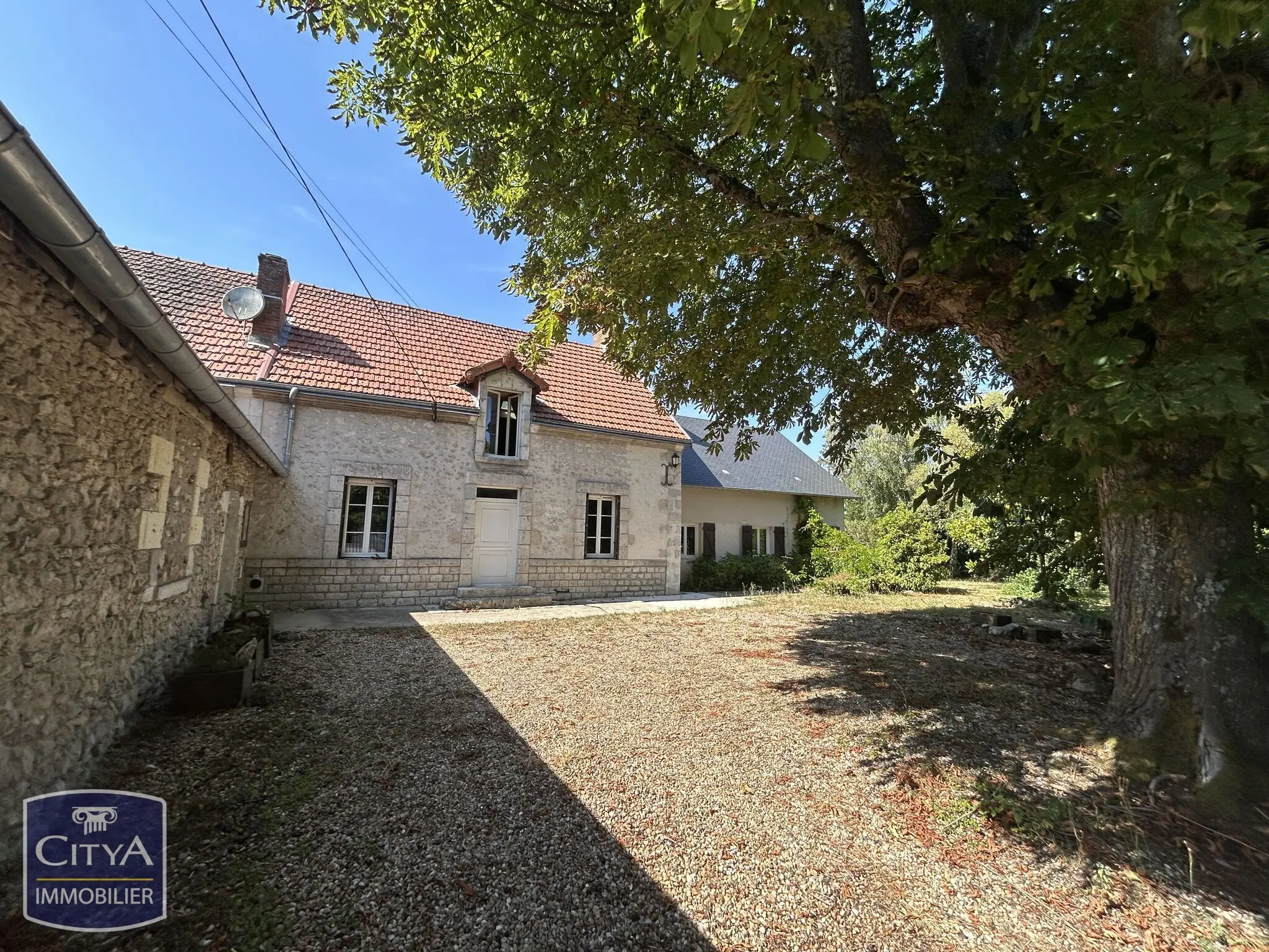 Maison 8 pièces 215m²