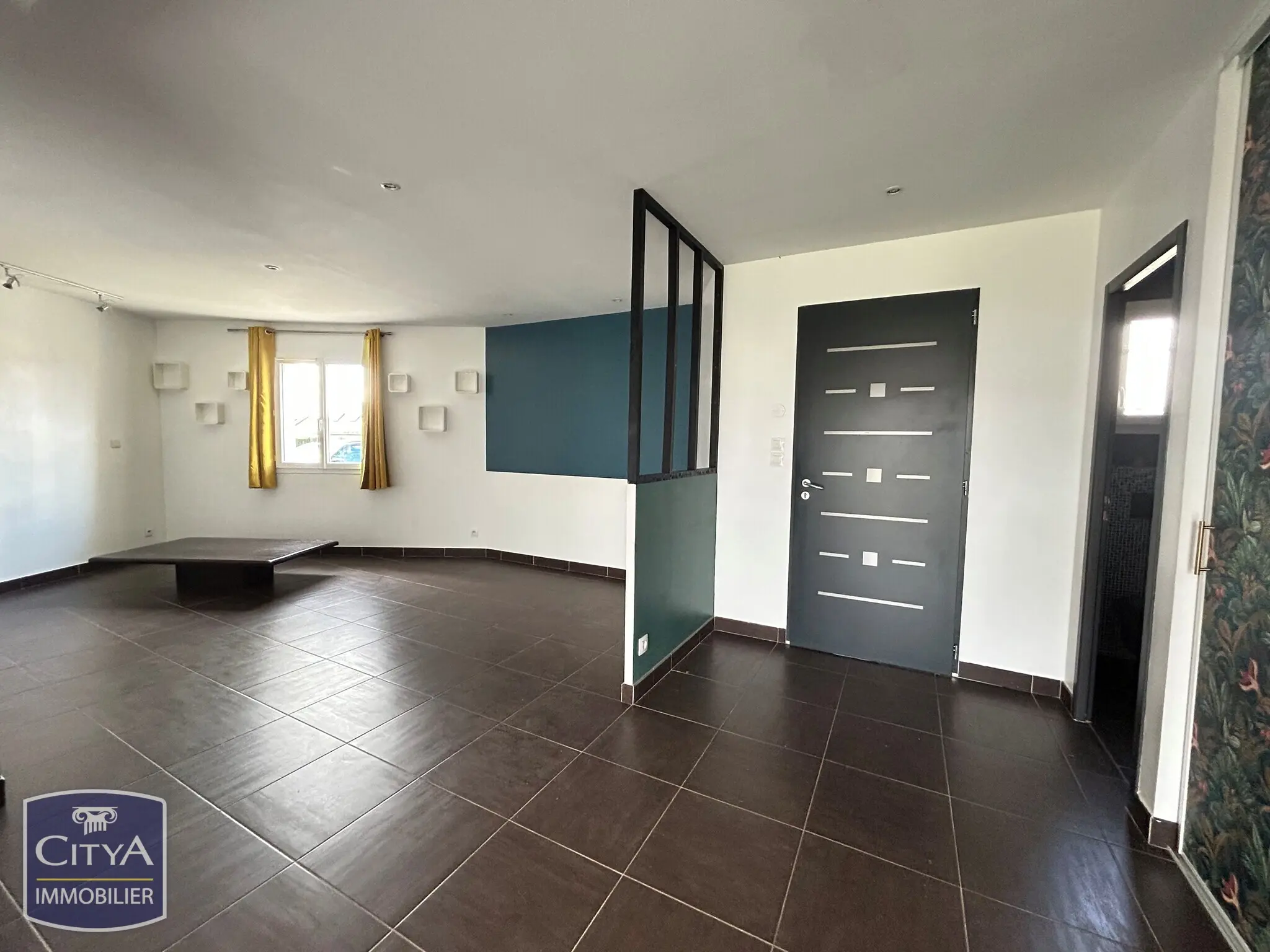 Maison 8 pièces à La Chapelle-Saint-Ursin — photo 4