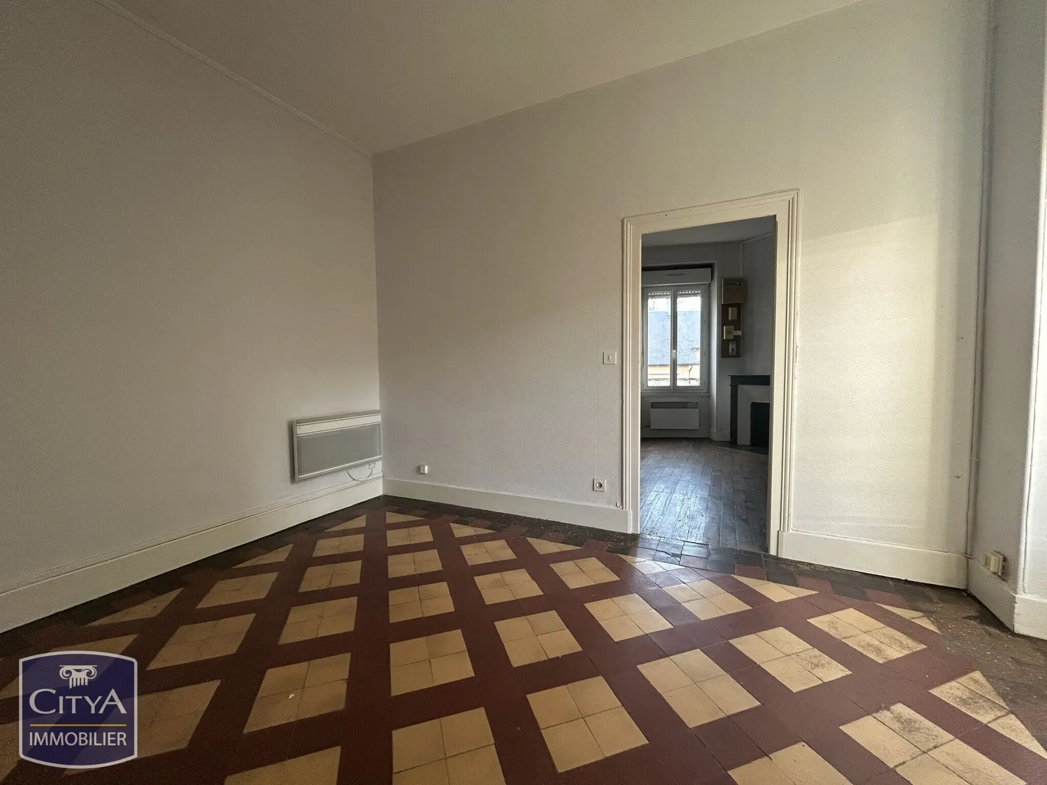 Immeuble à Bourges — photo 9