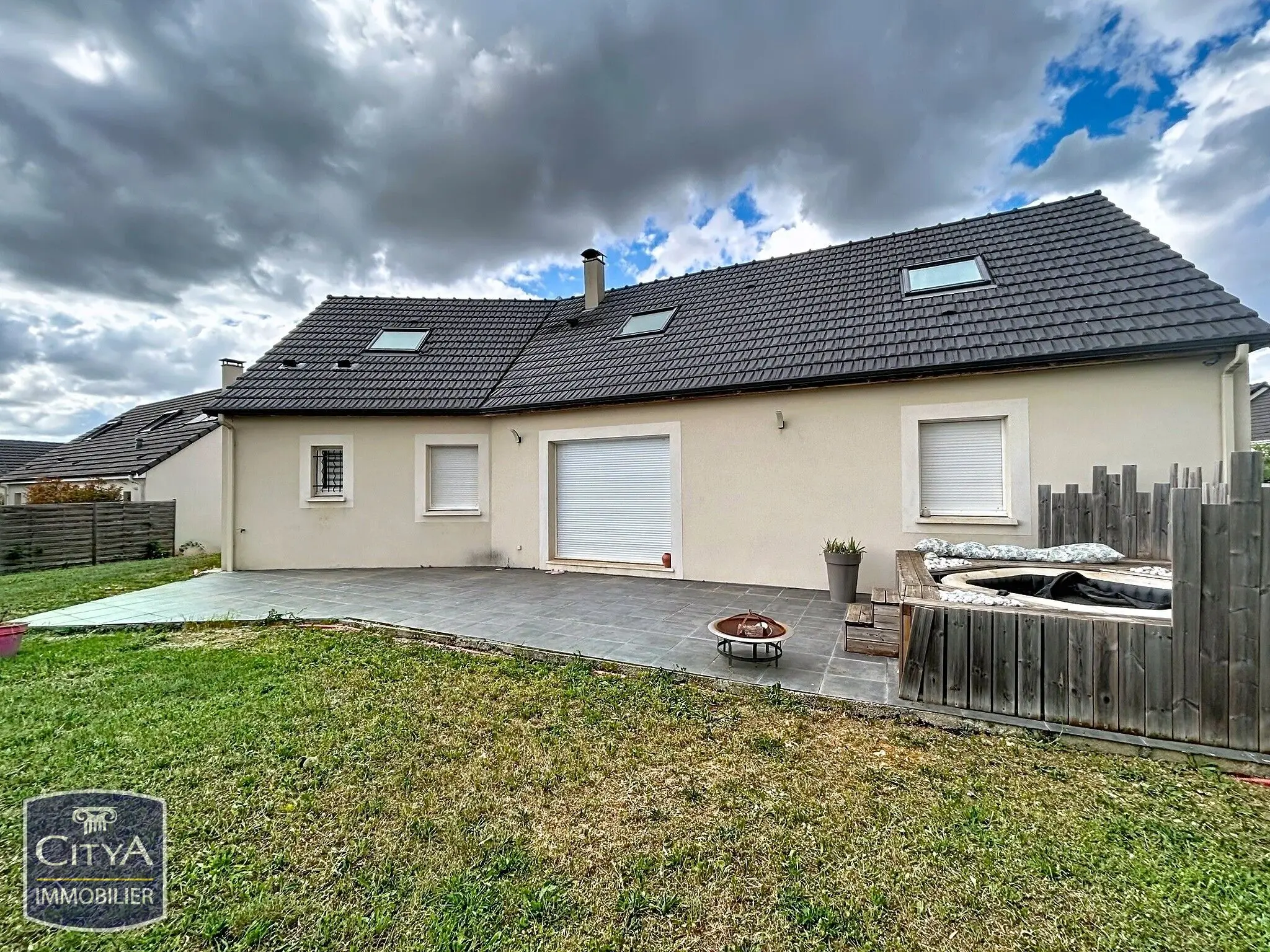 Maison 8 pièces 144.43m²