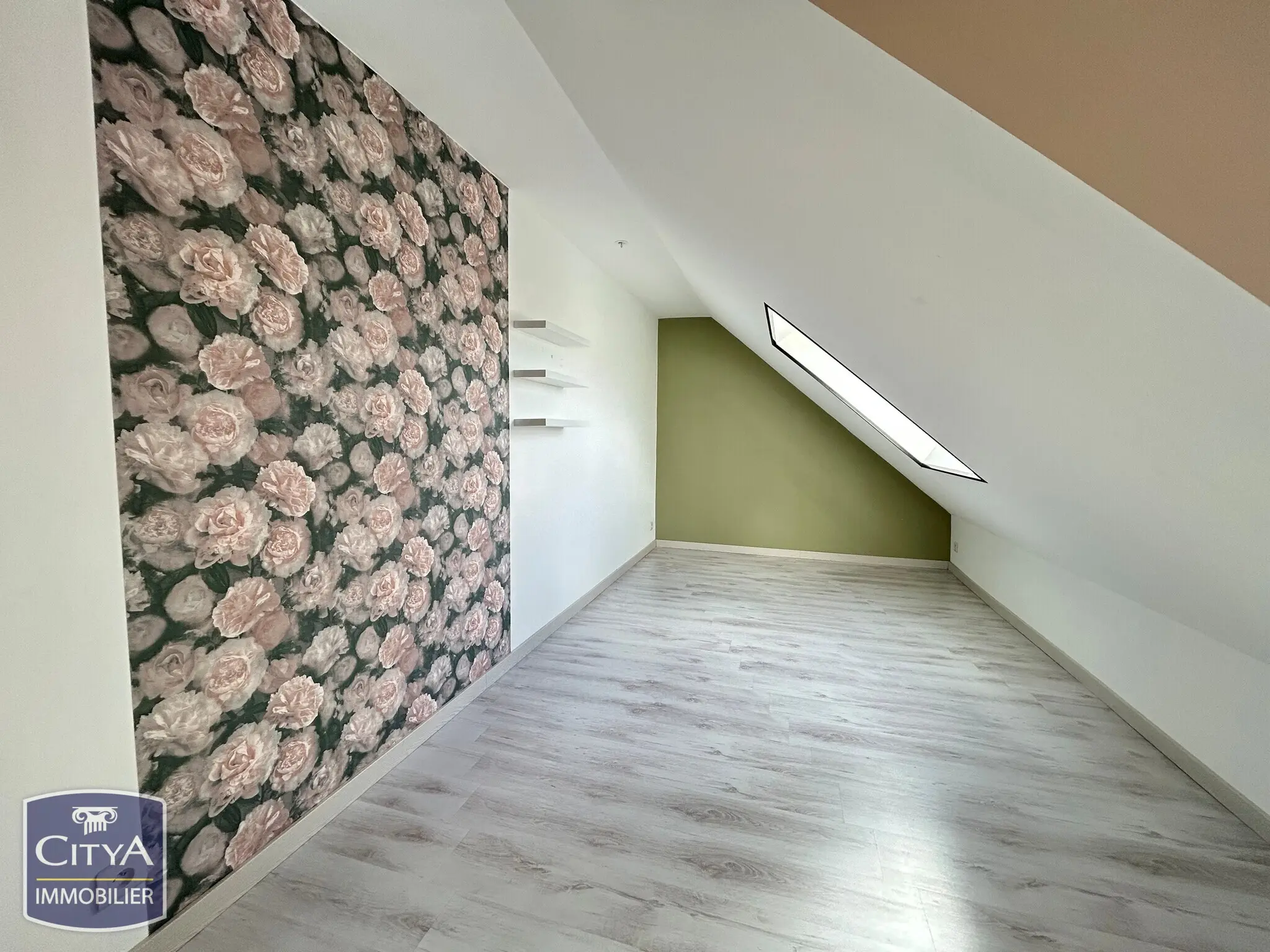 Maison 8 pièces à La Chapelle-Saint-Ursin — photo 13