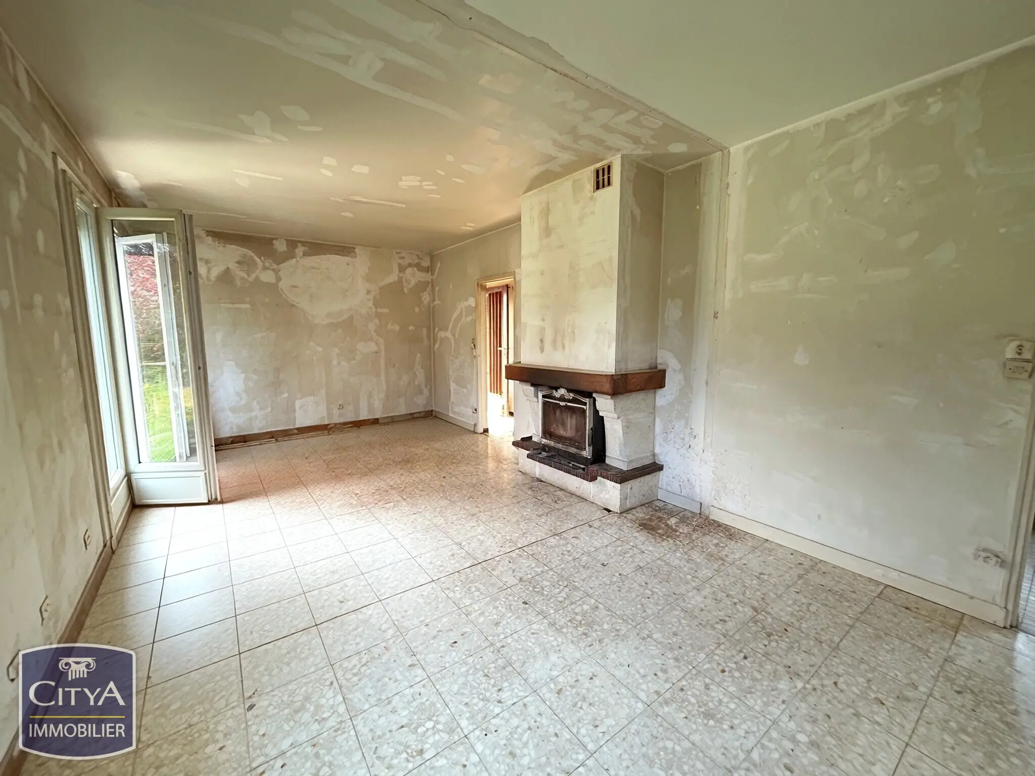 Maison 3 pièces à Les Aix-d'Angillon — photo 2