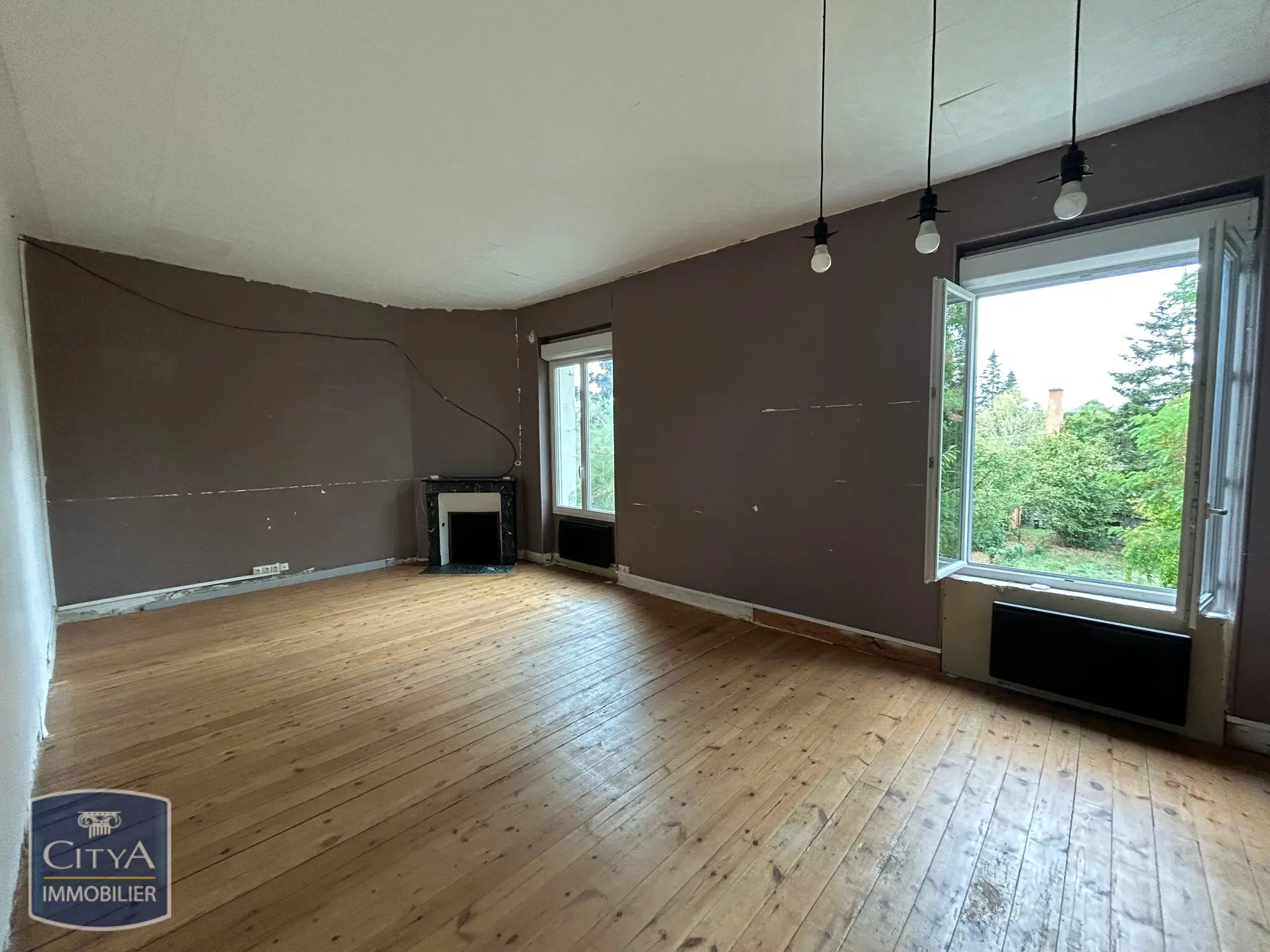 Maison 6 pièces à Tournon-Saint-Martin — photo 3