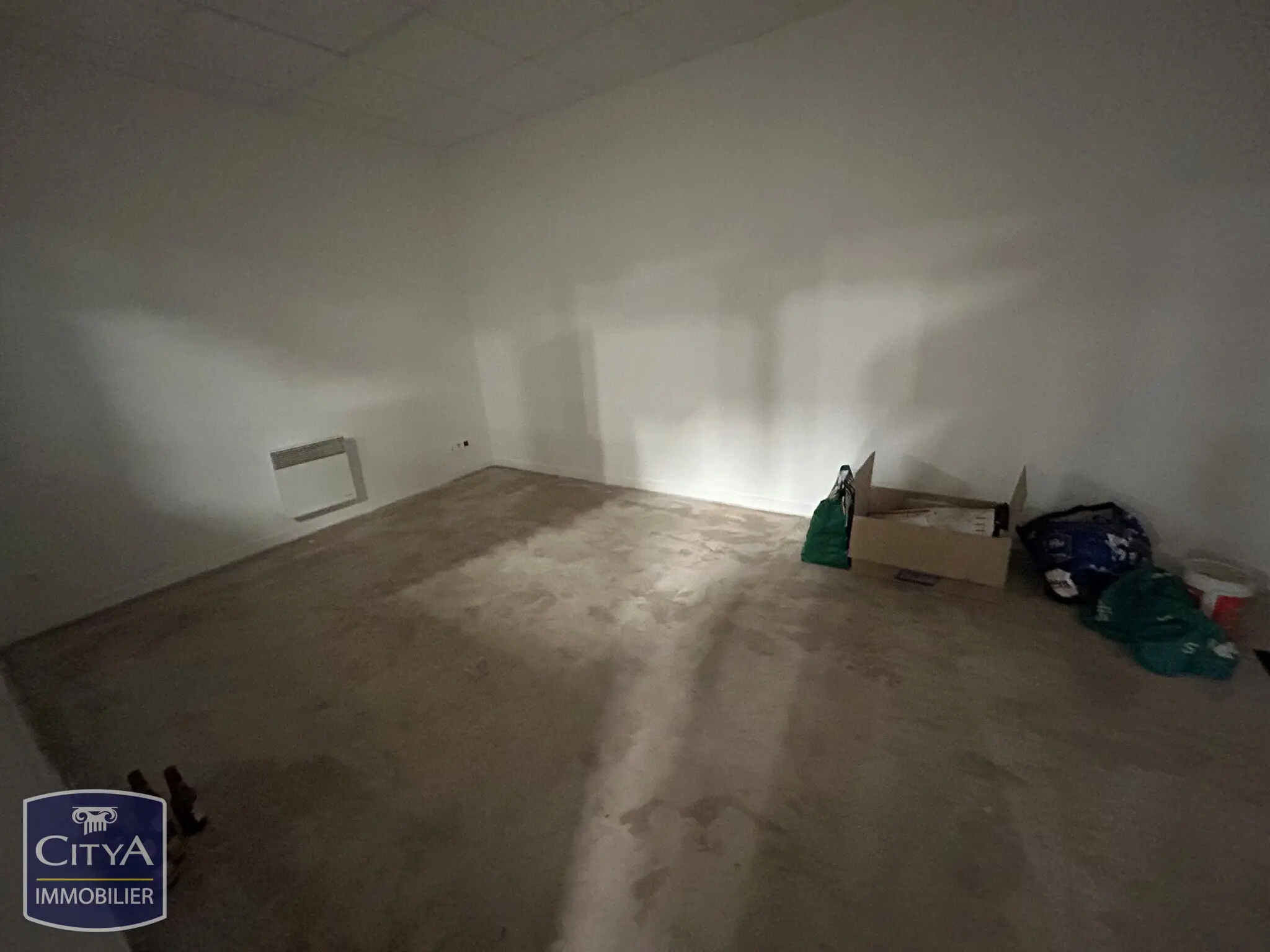 Local professionnel à Châteauroux — photo 14