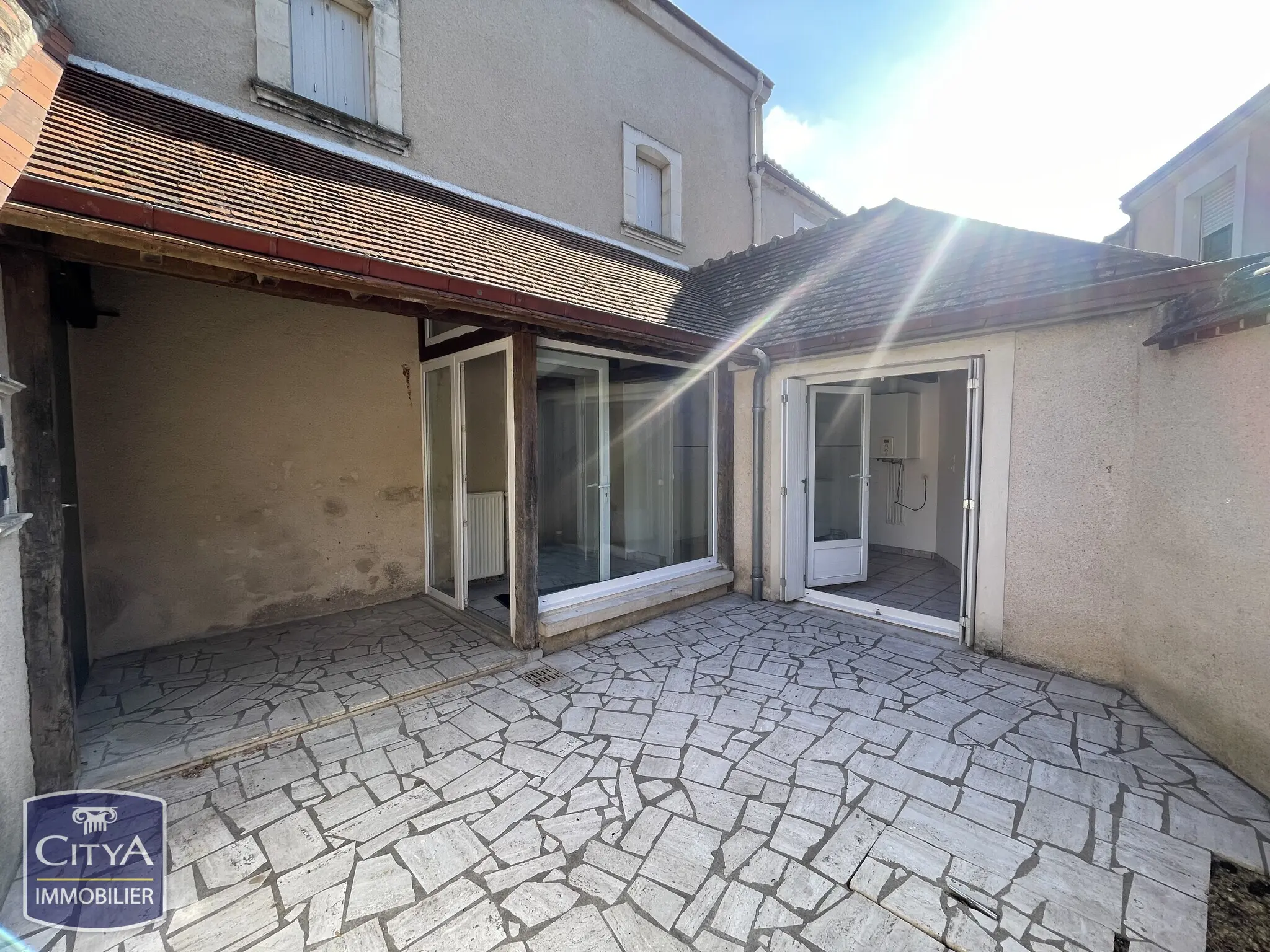 Immeuble à Châteauroux — photo 22